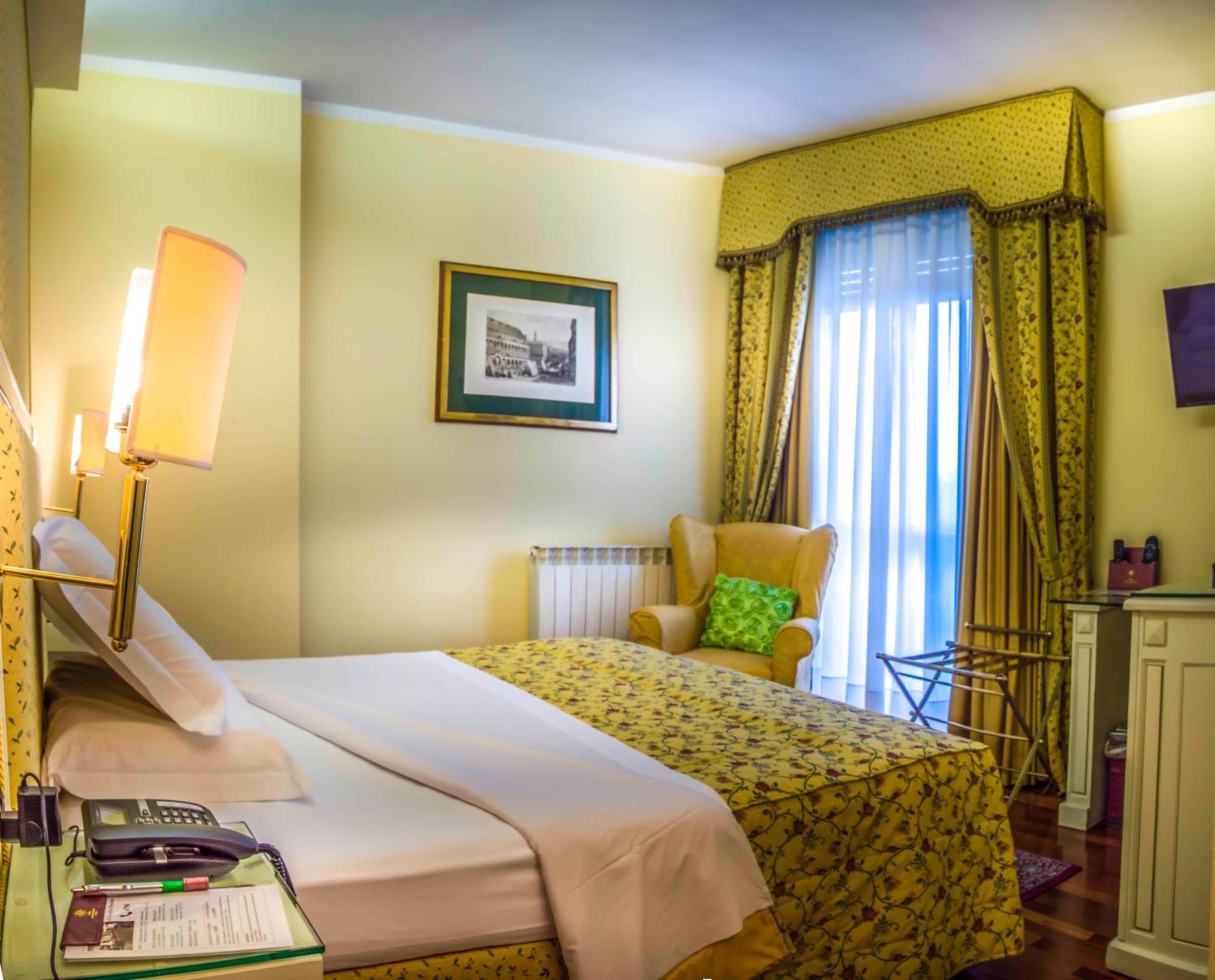Classic Double Room - Photo 2