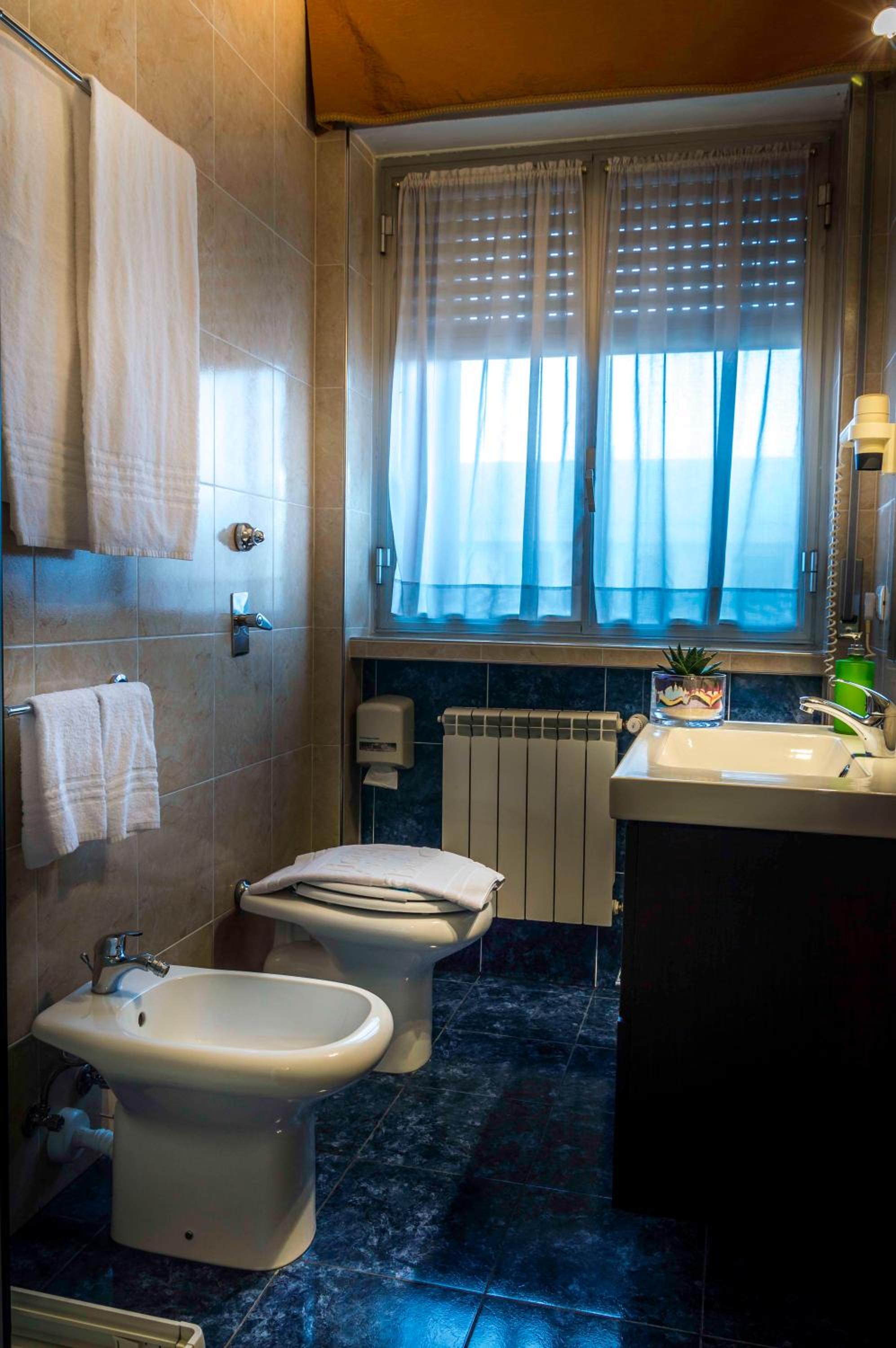 Classic Double Room - Photo 3