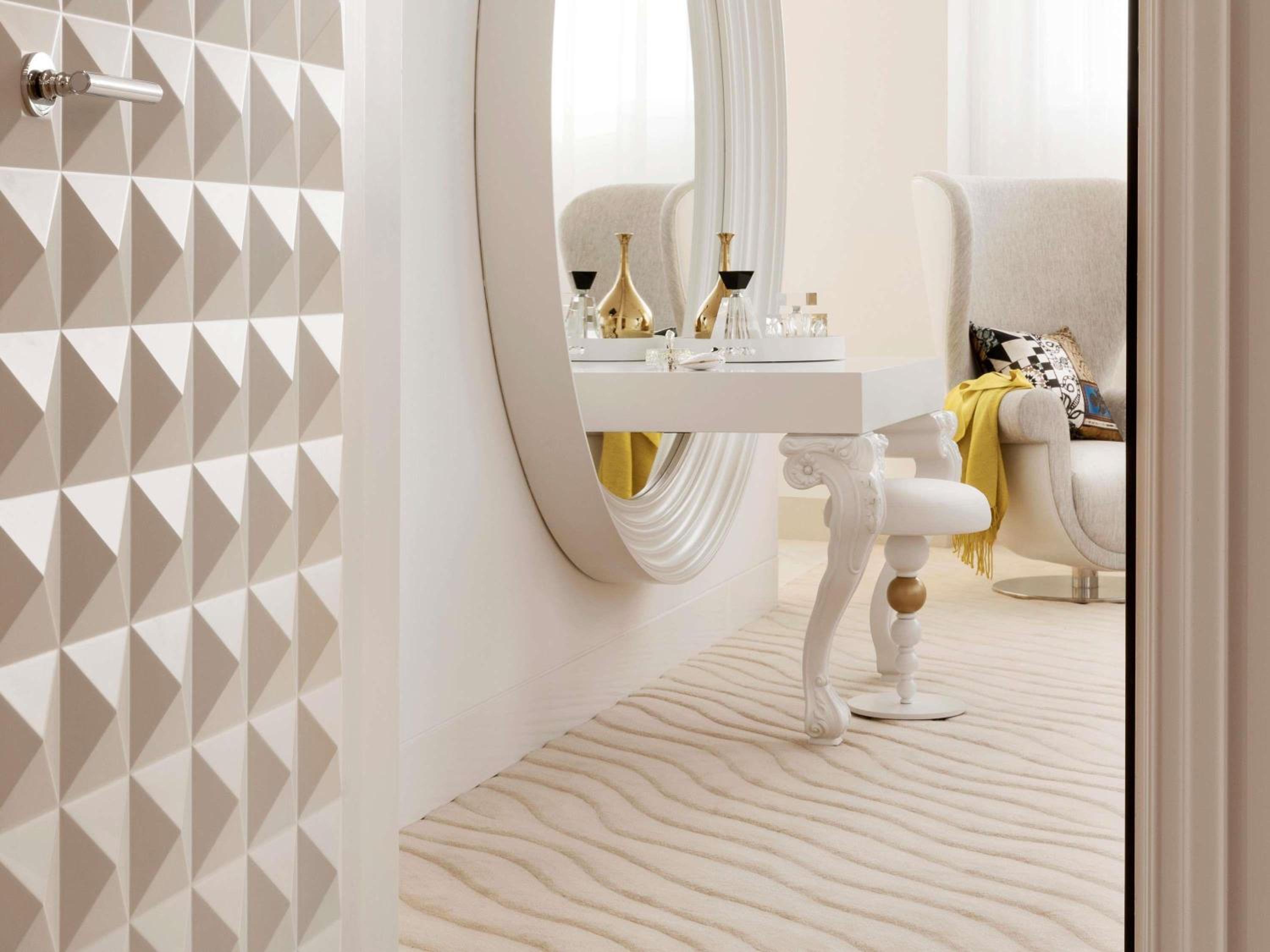 Deluxe Terrace Suite