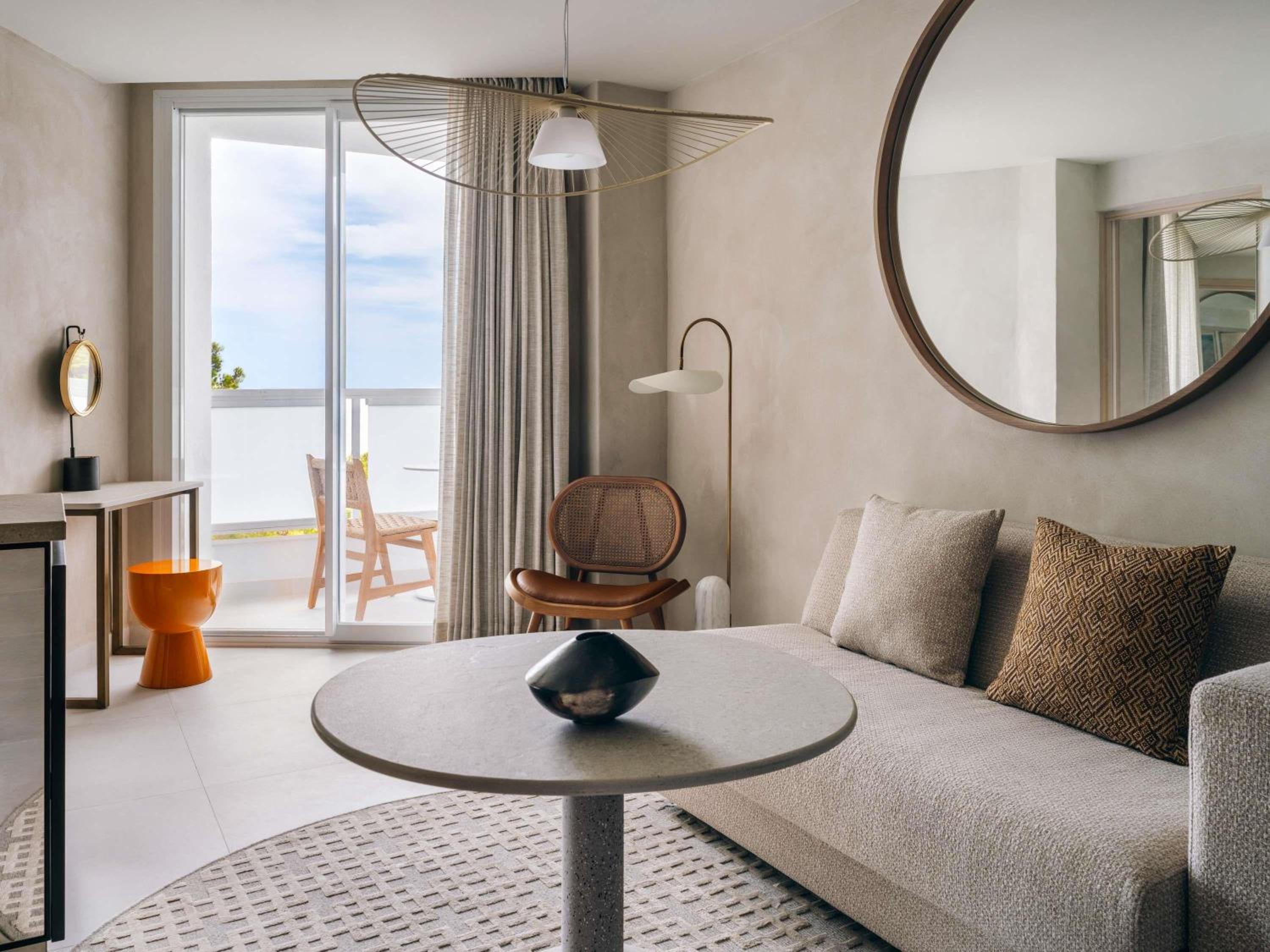 King Suite with Sea View