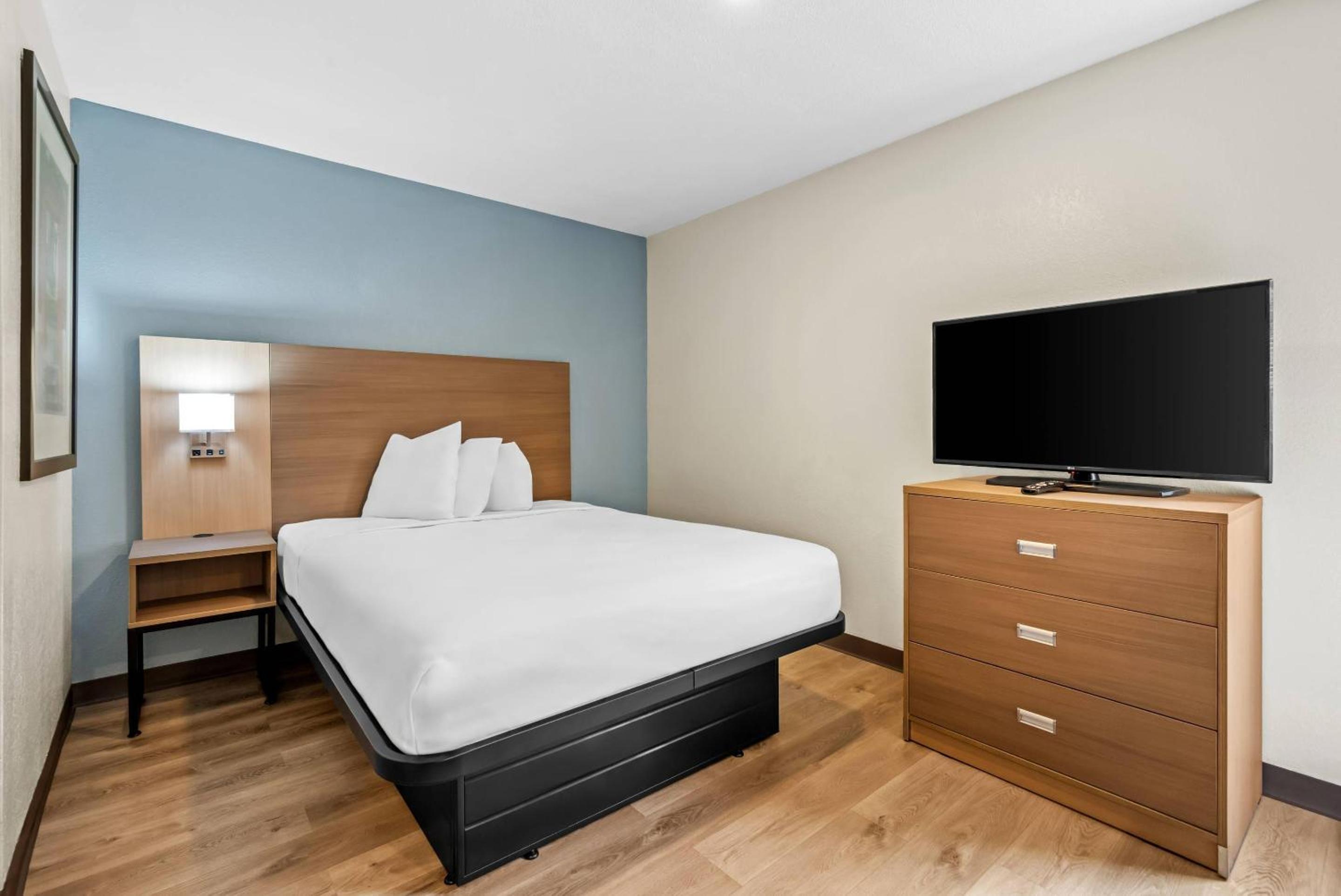 2 Queen Beds Suite, Full Kitchen