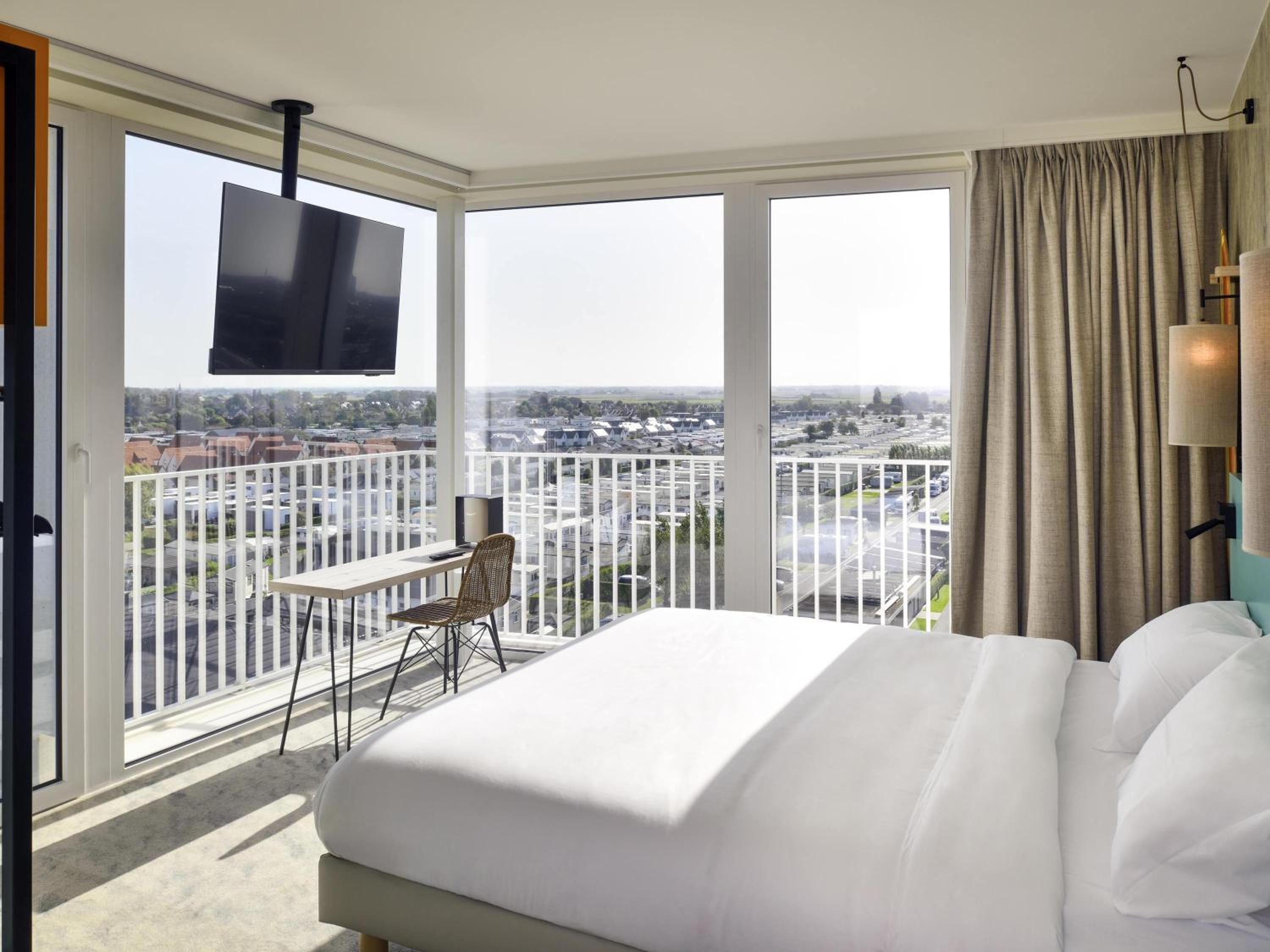 Superior Room with Double Bed and Ocean View