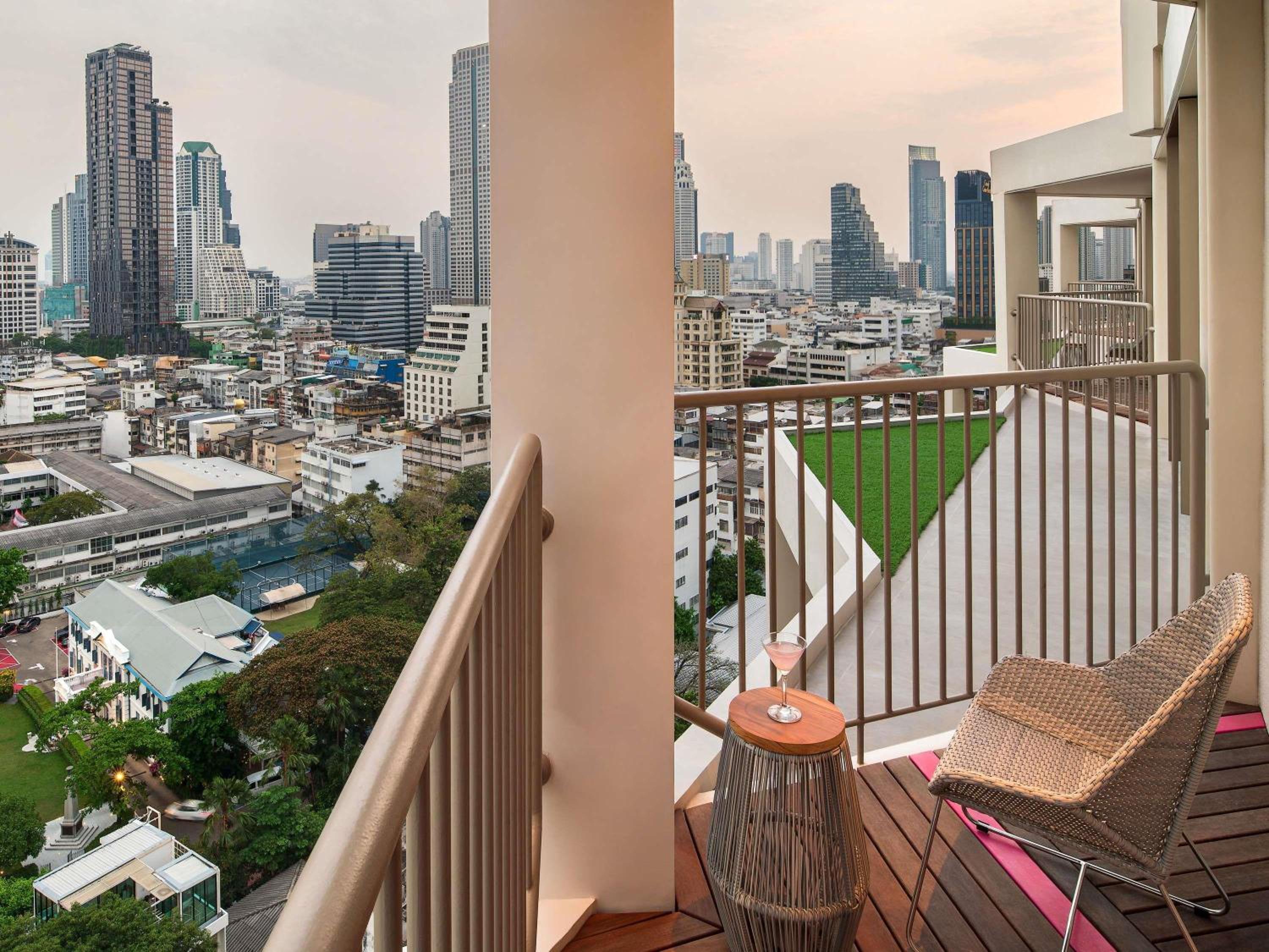Privilege King Room with Balcony photo 3