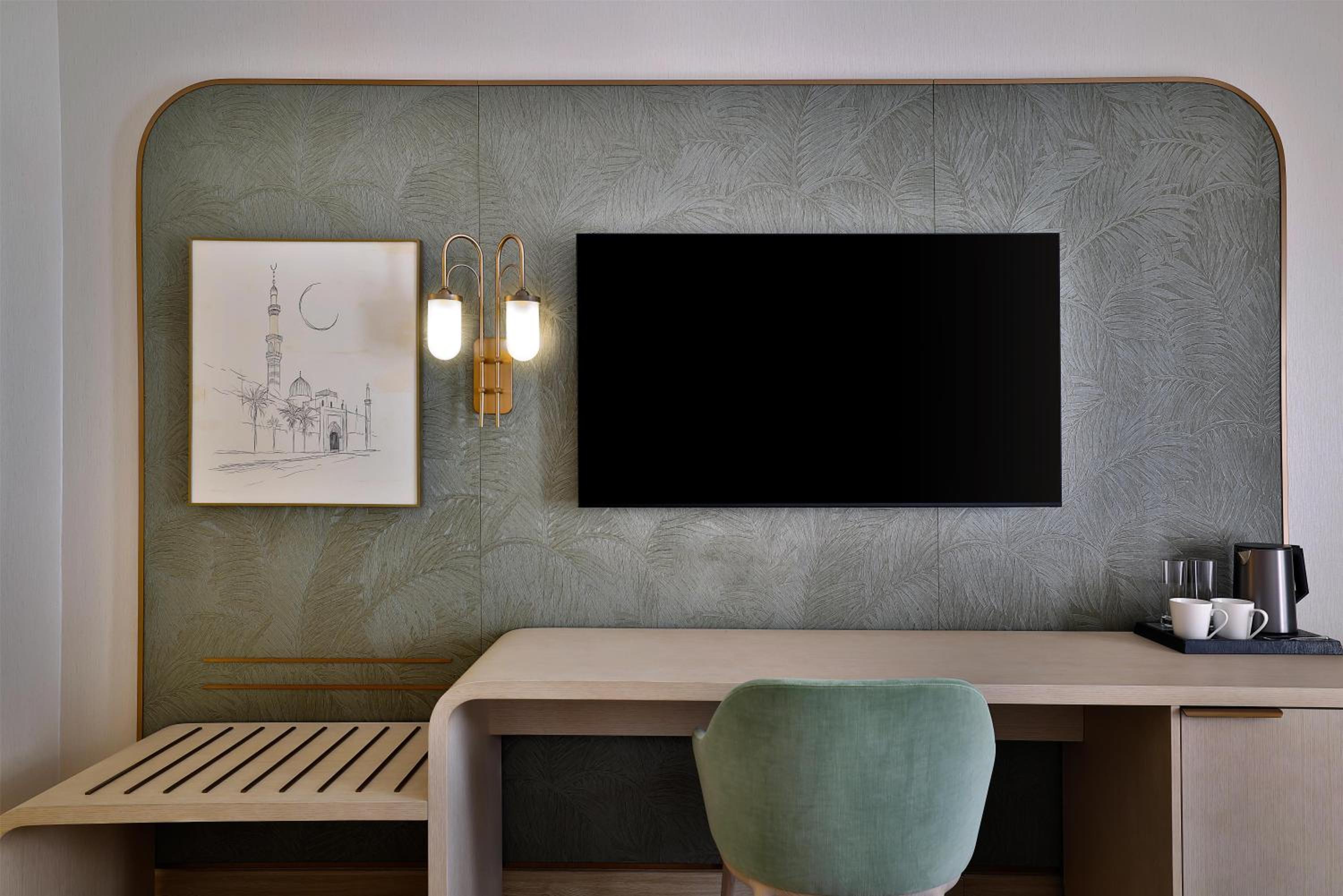 Connecting Deluxe Family Room photo 3