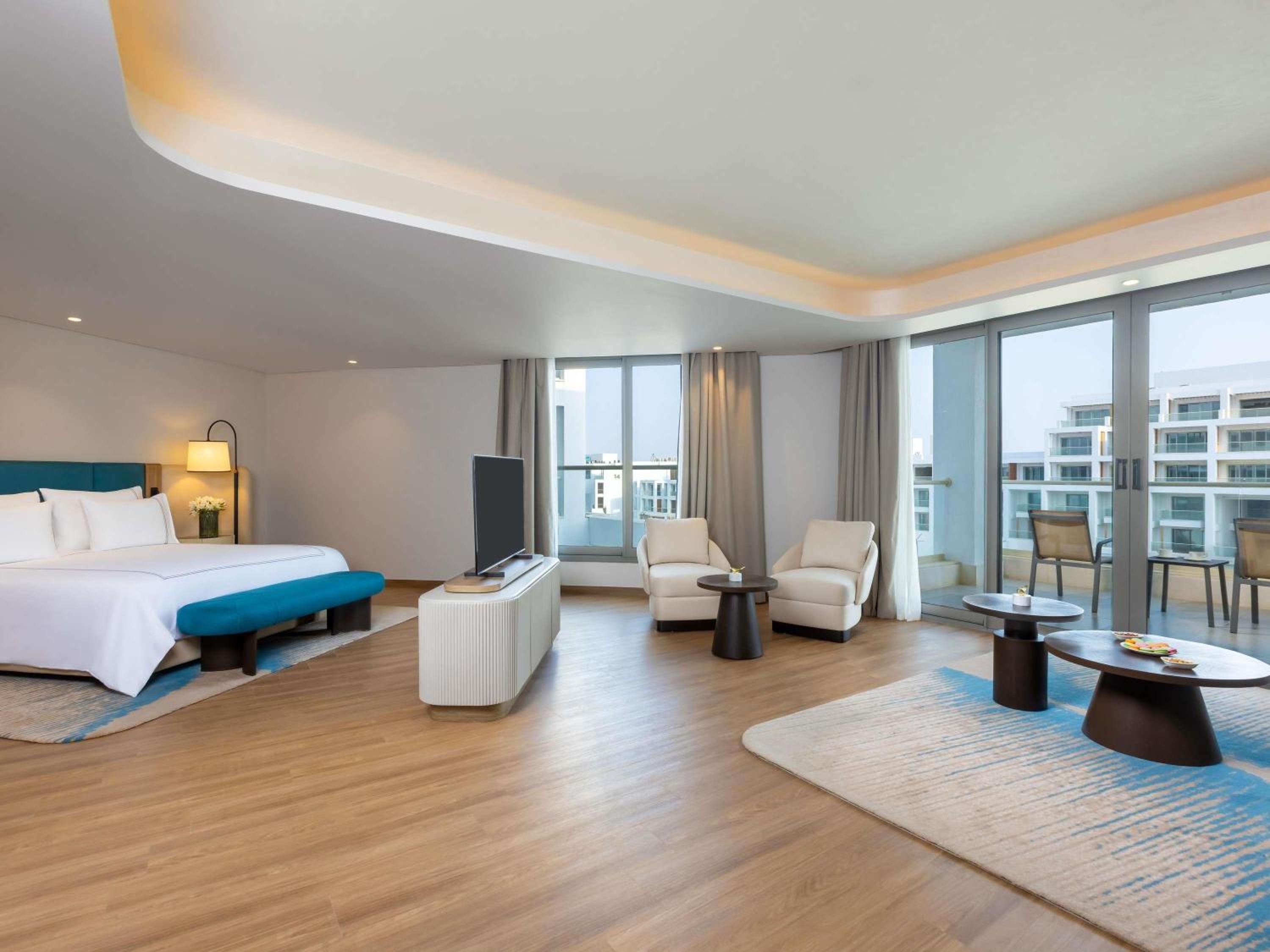 Junior Suite with Beach Side