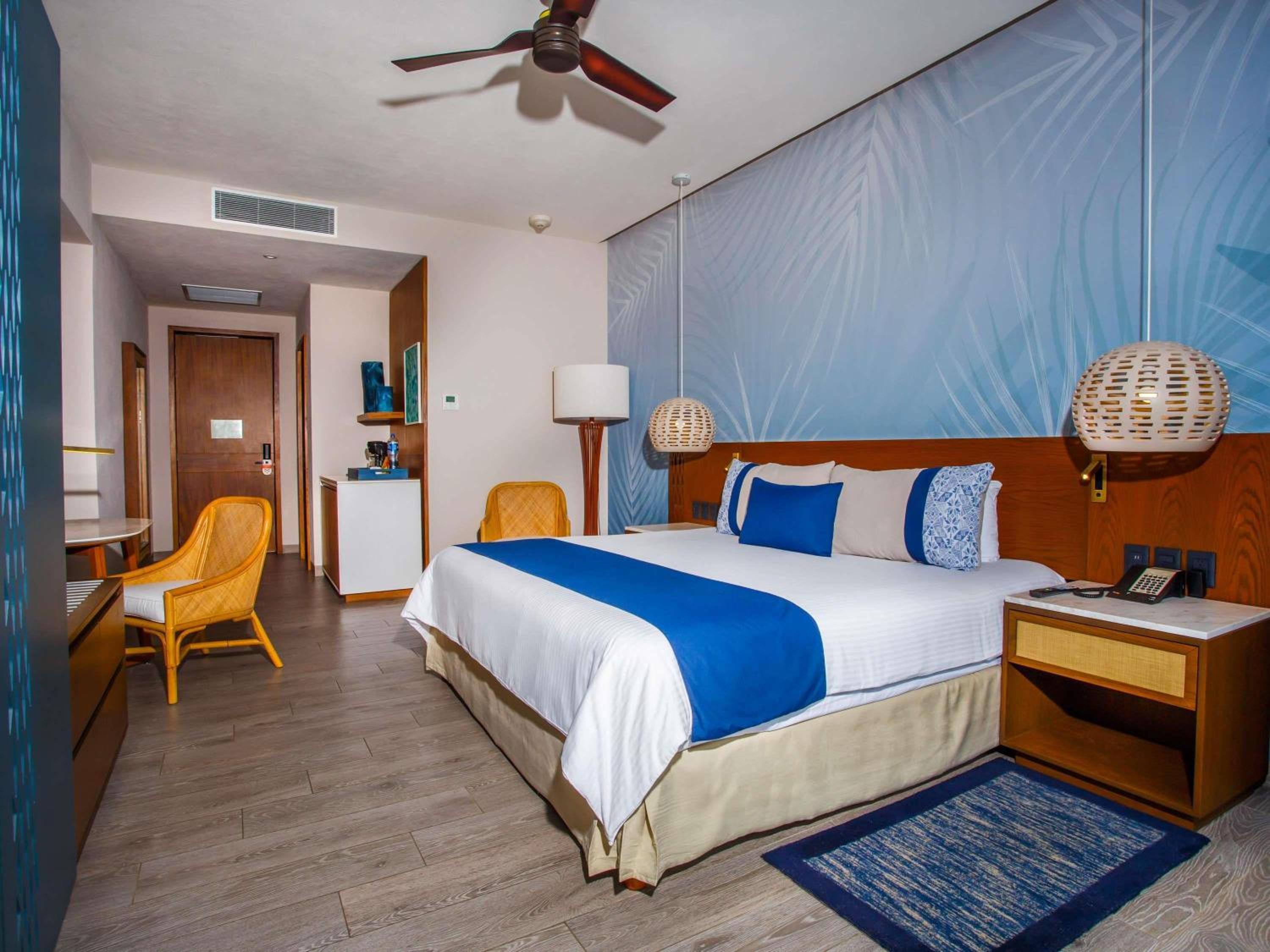 Adults Only Allure King Room with Swim Out Access