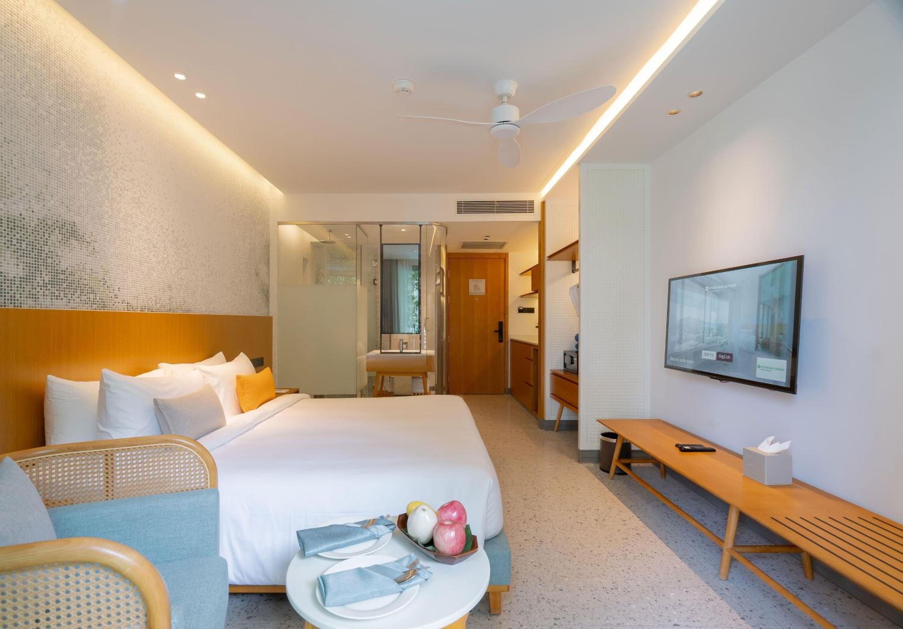 Superior King Room photo 2