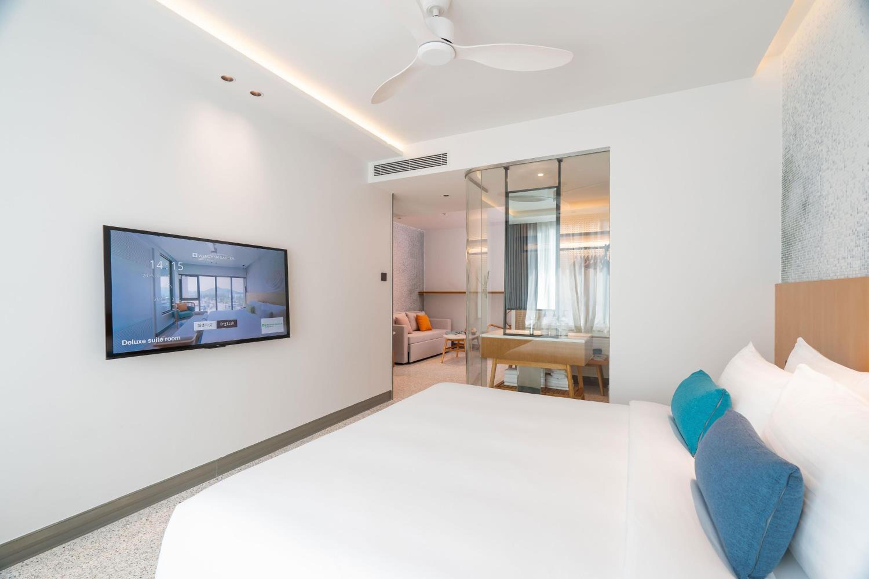 Double Suite