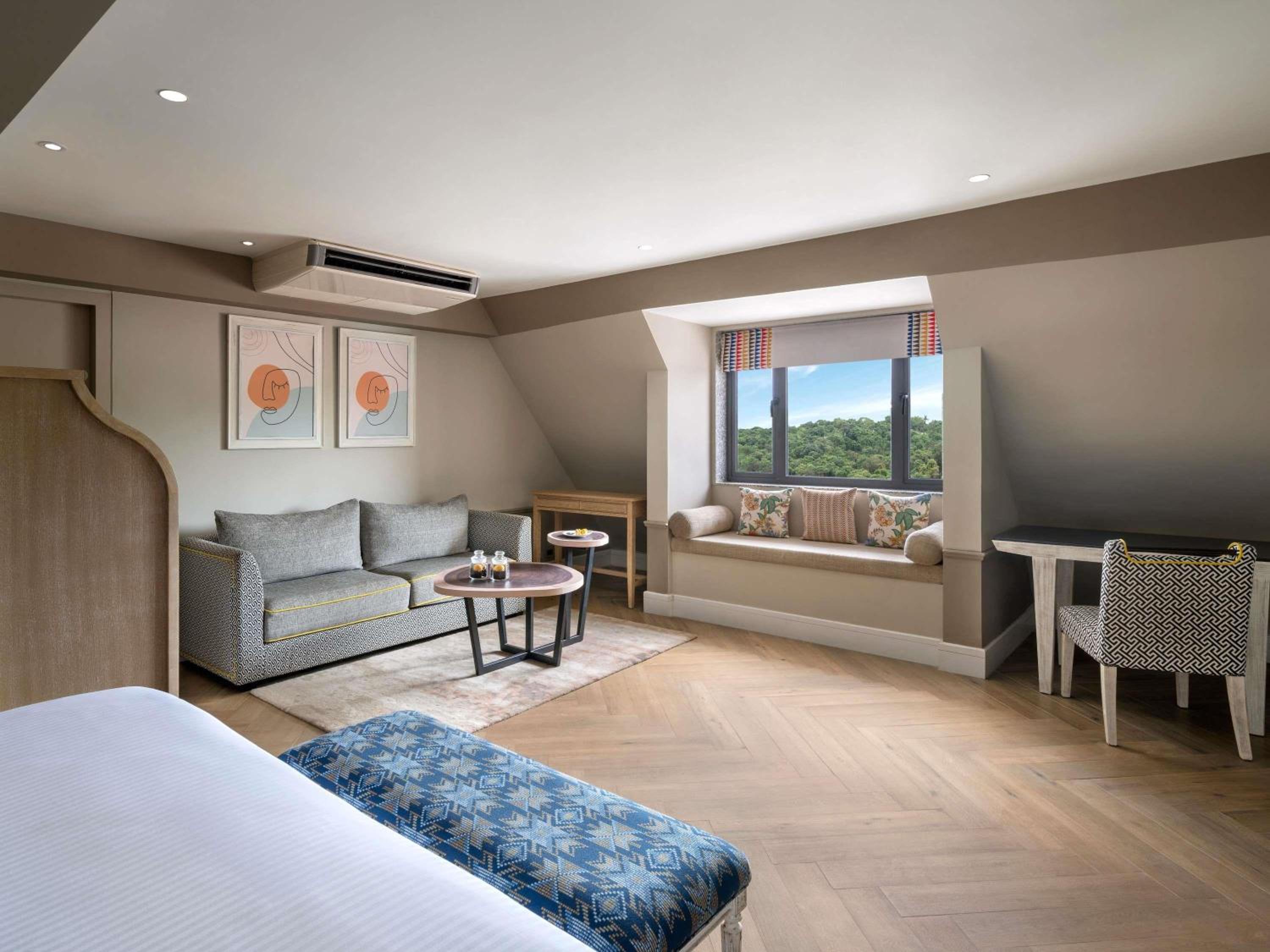 Executive King Room – Beer Bucket 4 on arrival, INR 1000 SPA Credit, 15% Discount on Food & Beverages