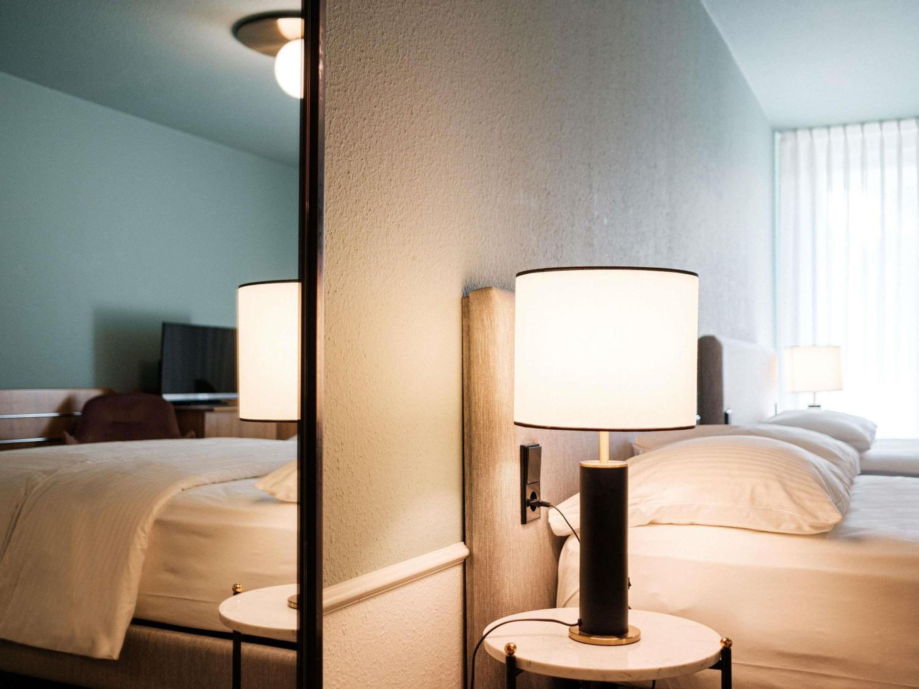 Superior Twin Room with Balcony - Photo 2
