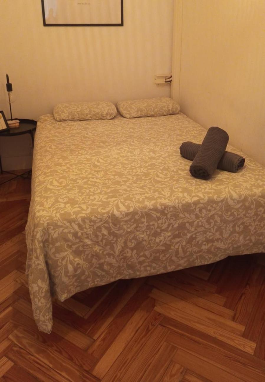Double Room with Shared Bathroom photo 2