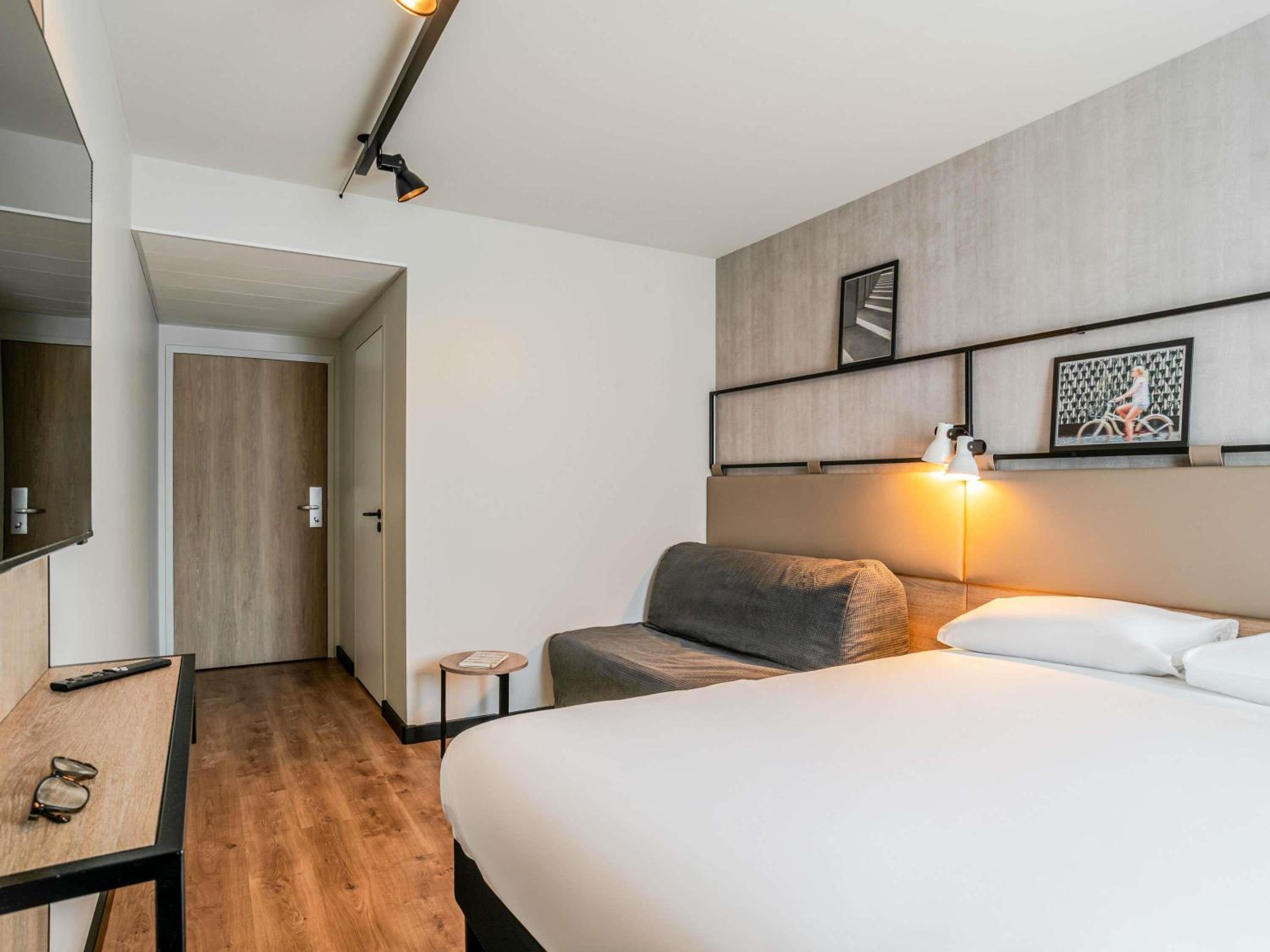 Triple Room with One Double Bed and One Single Sofa Bed