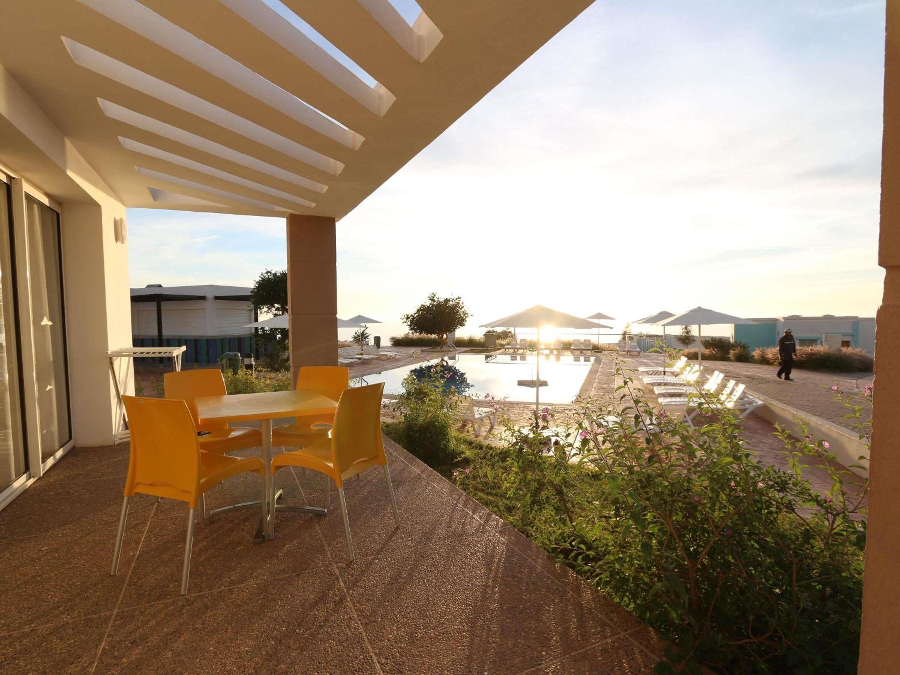 Bungalow-Garden View - Photo 1