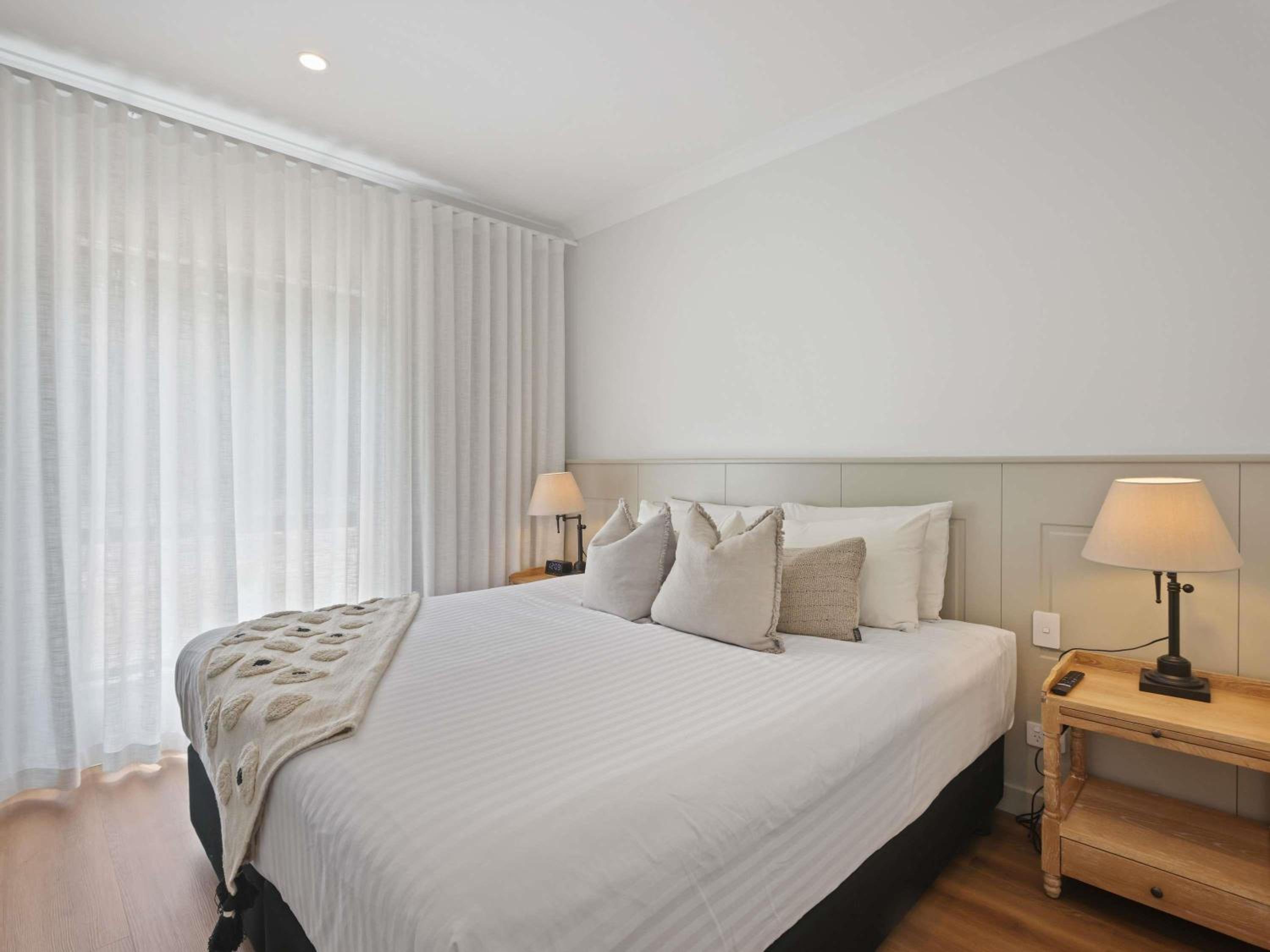 Two-Bedroom Apartment - Photo 4
