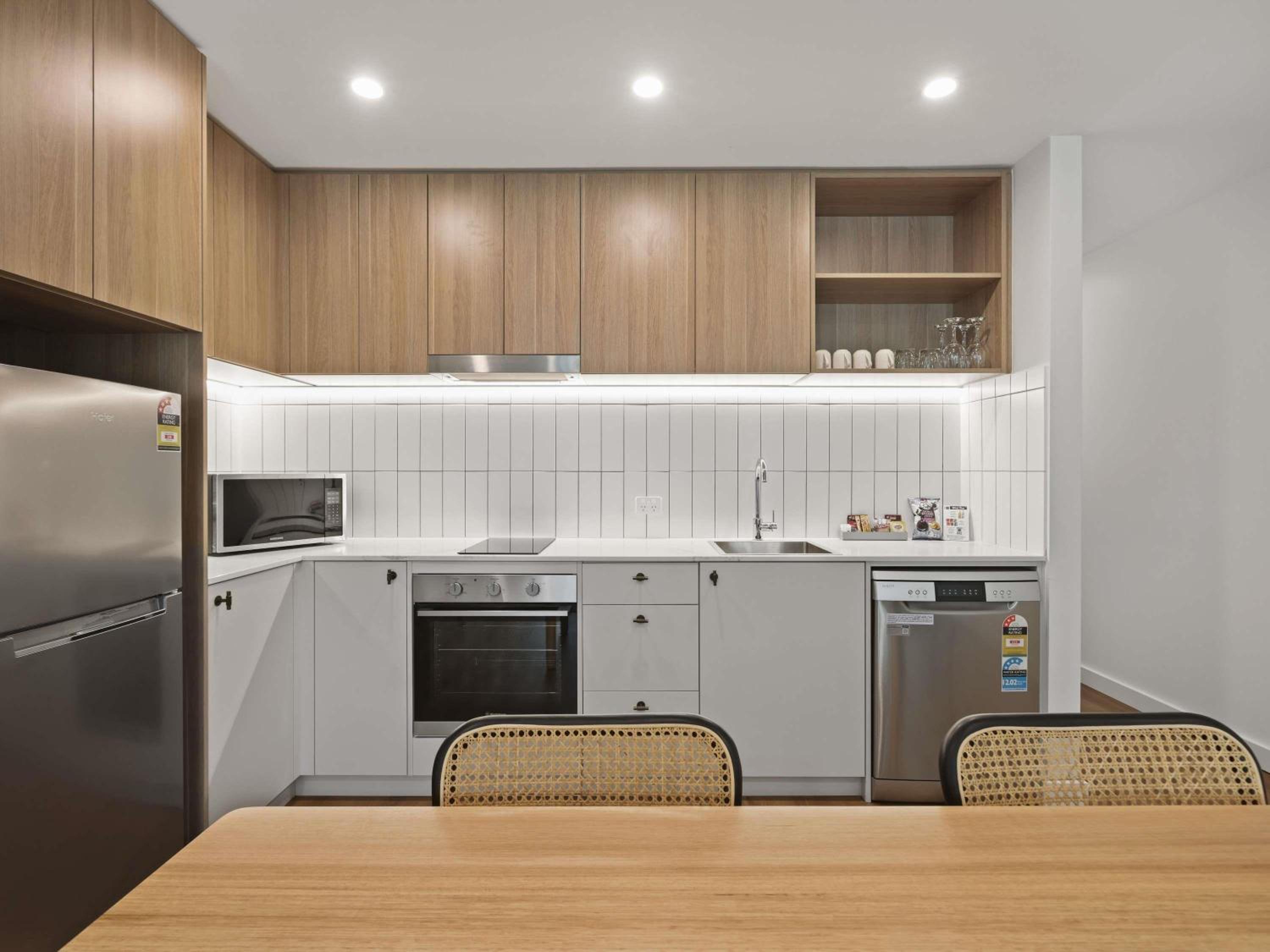 Two-Bedroom Apartment - Photo 6