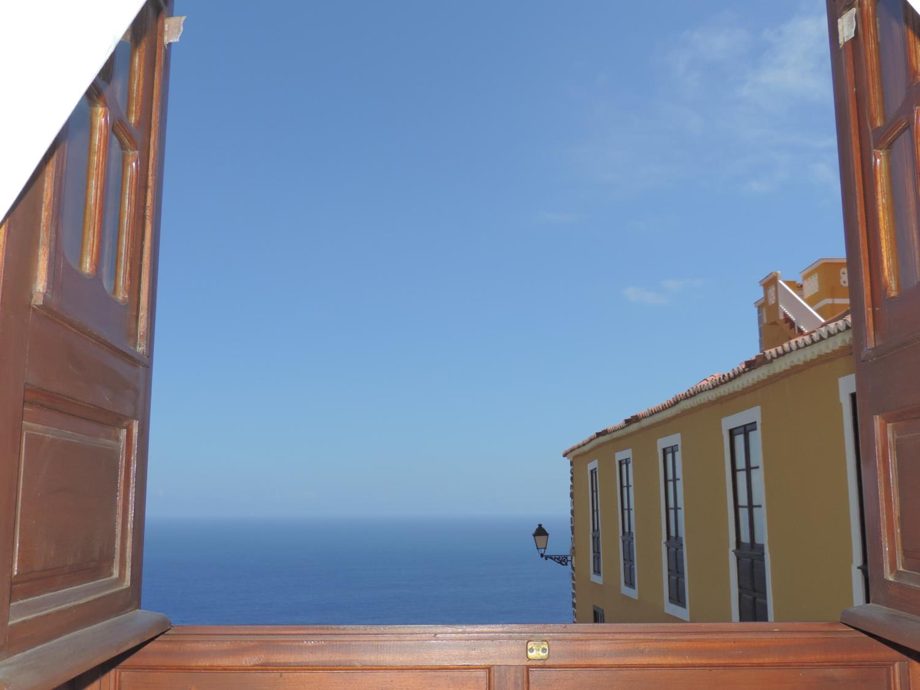 Studio with Sea View (2 Adults) photo 2