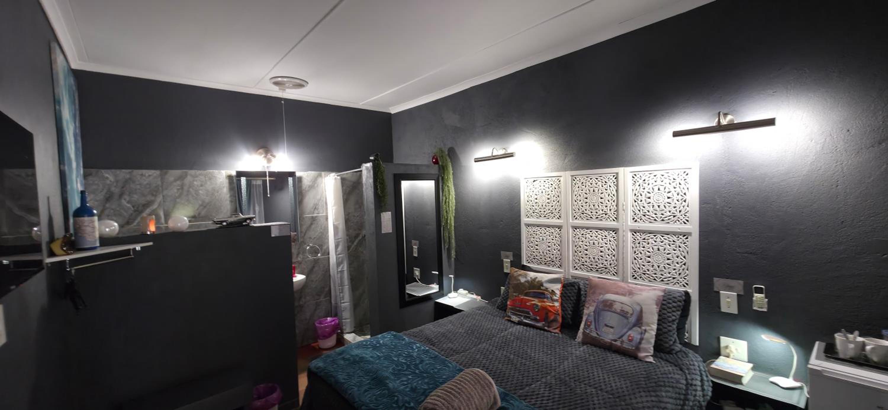 Deluxe Double Room with Shower