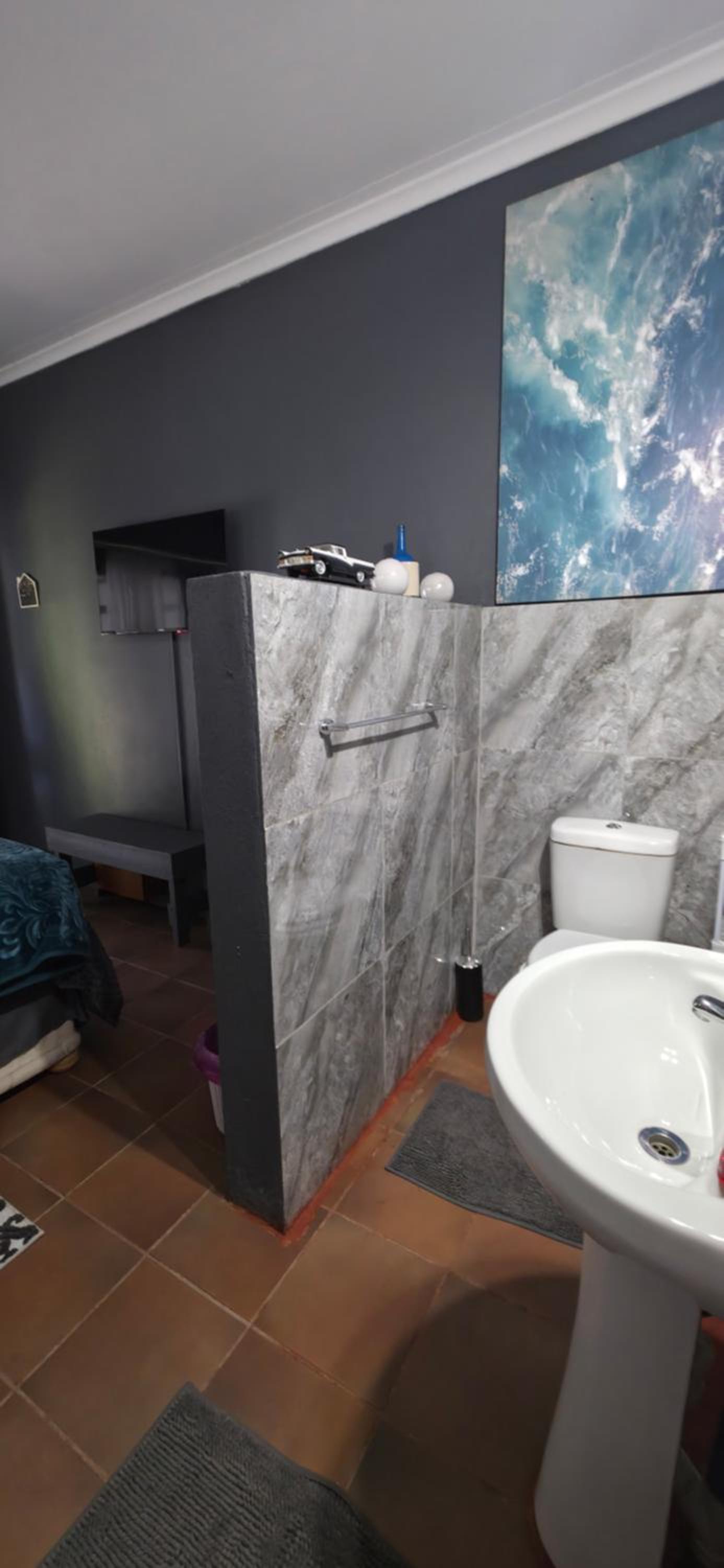 Deluxe Double Room with Shower photo 3