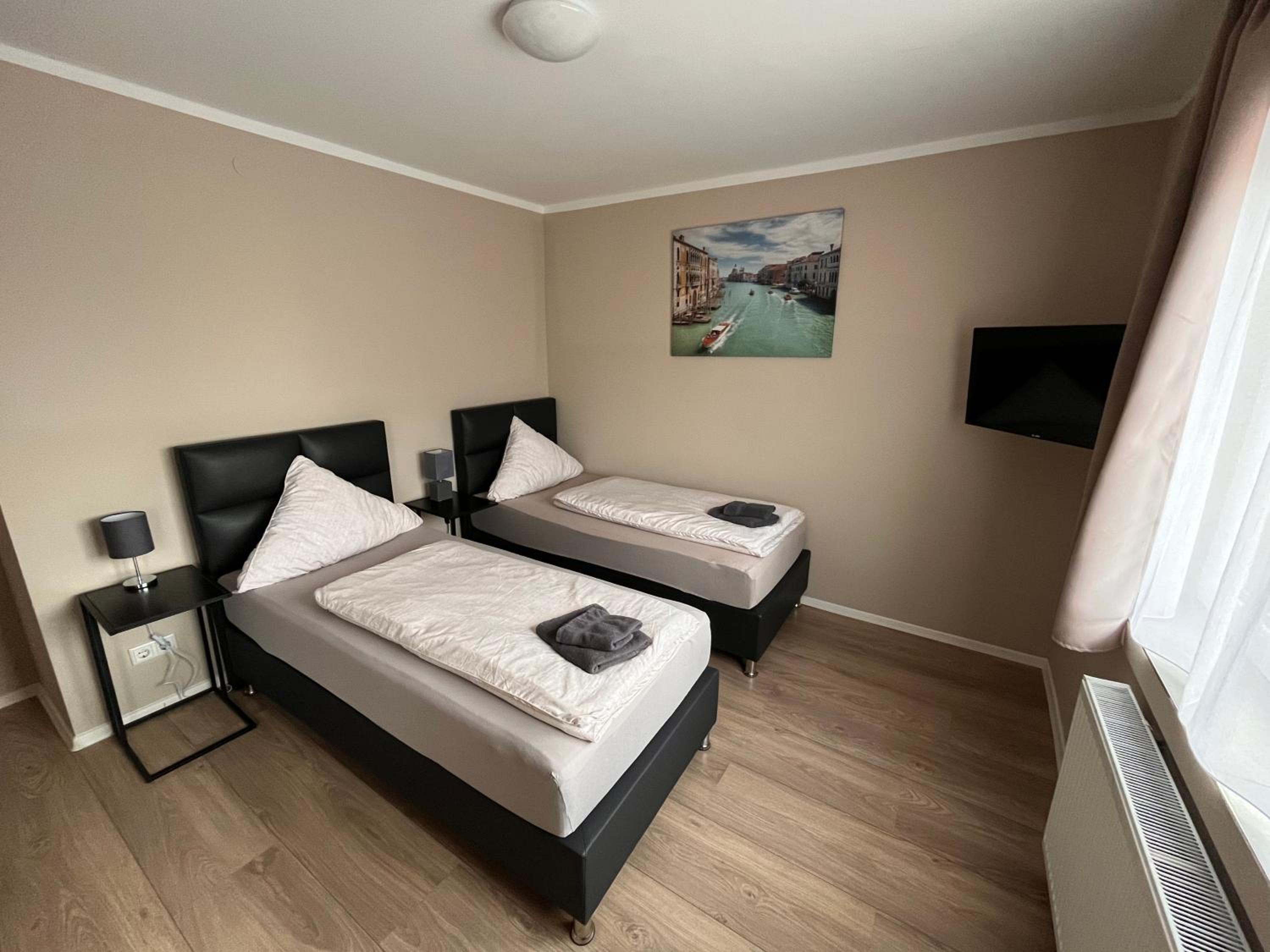 Deluxe Triple Room - Photo 5