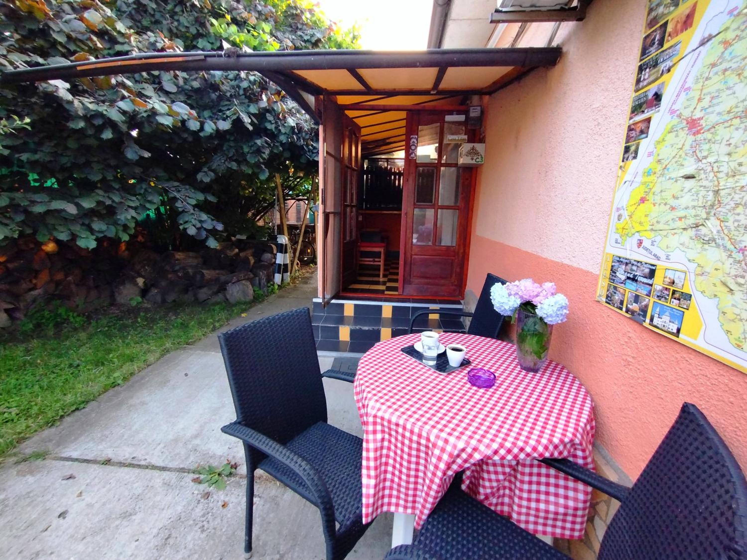 Double Room with Balcony (2 Adults + 1 Child) photo 2