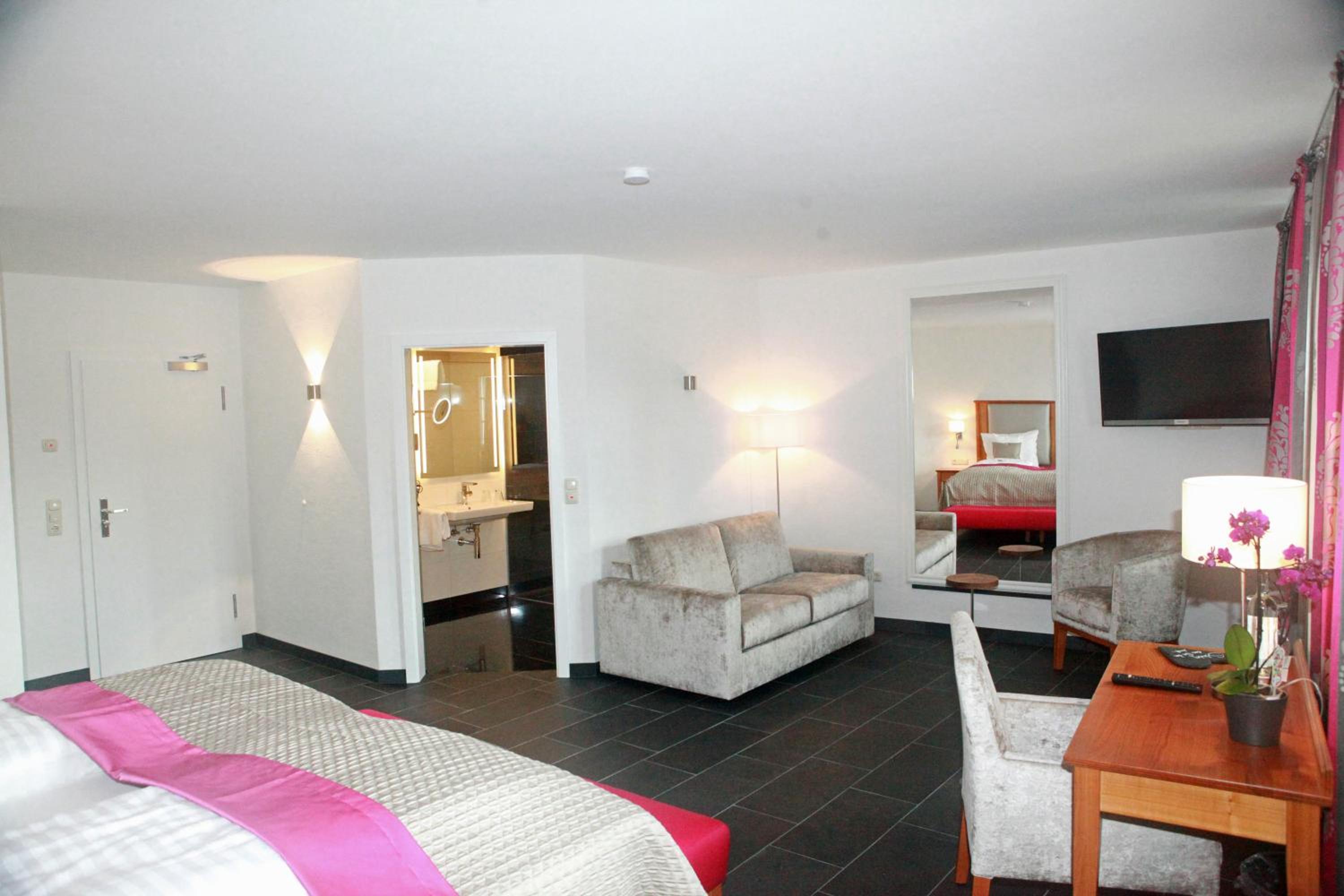 Suite with River View