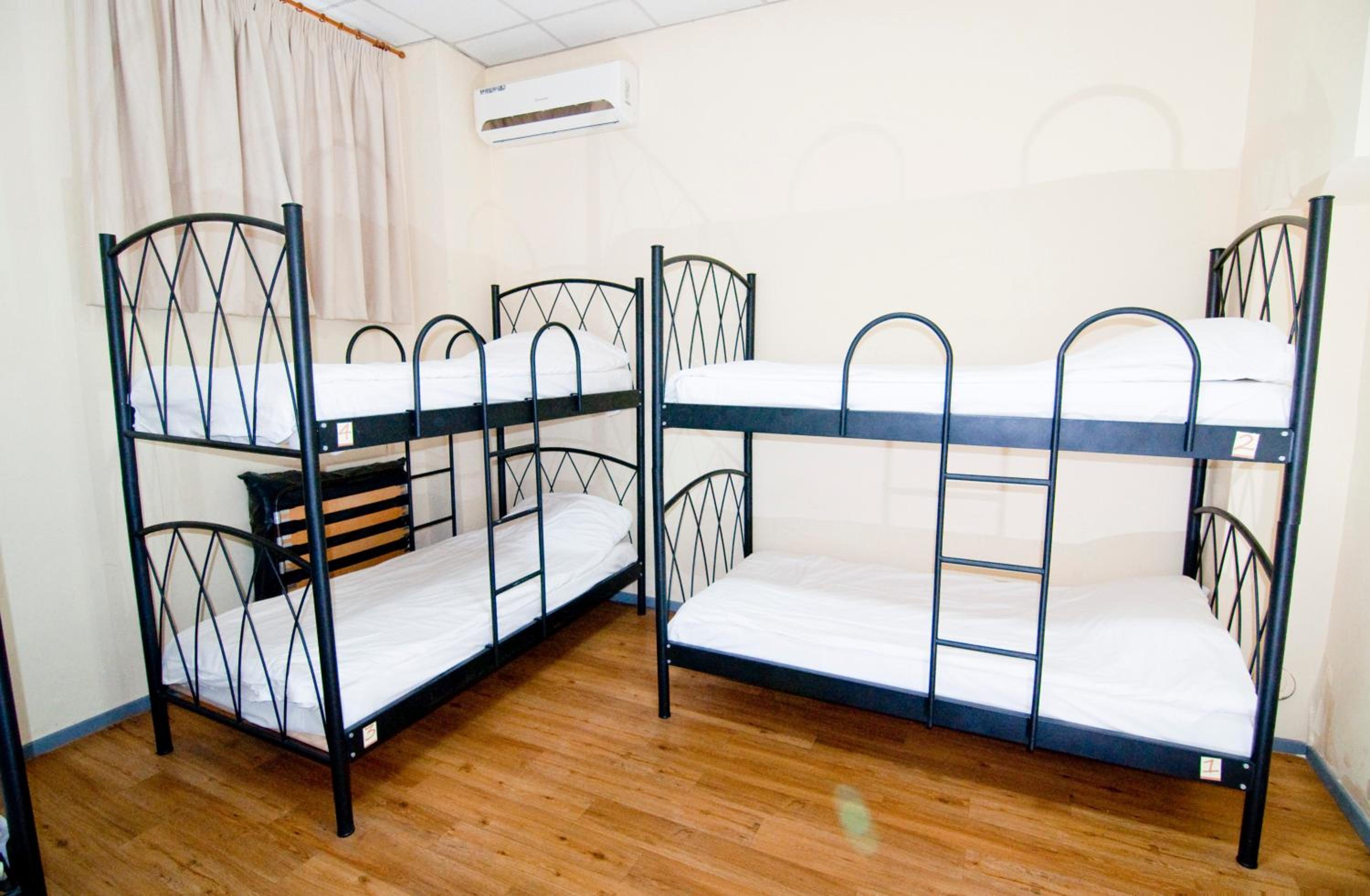 Bed in 6-Bed Female Dormitory Room photo 2