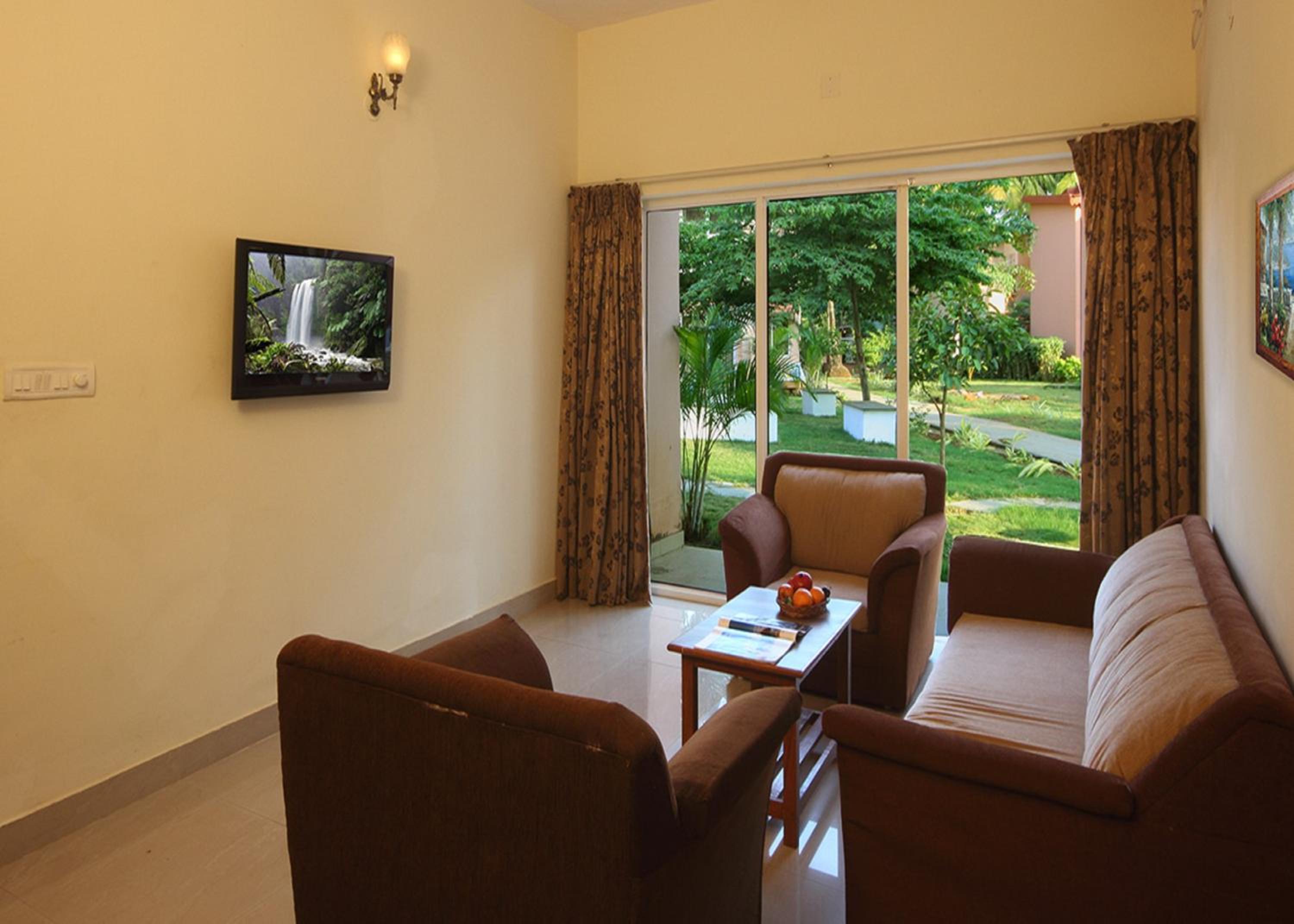 Luxury Suite - Photo 1