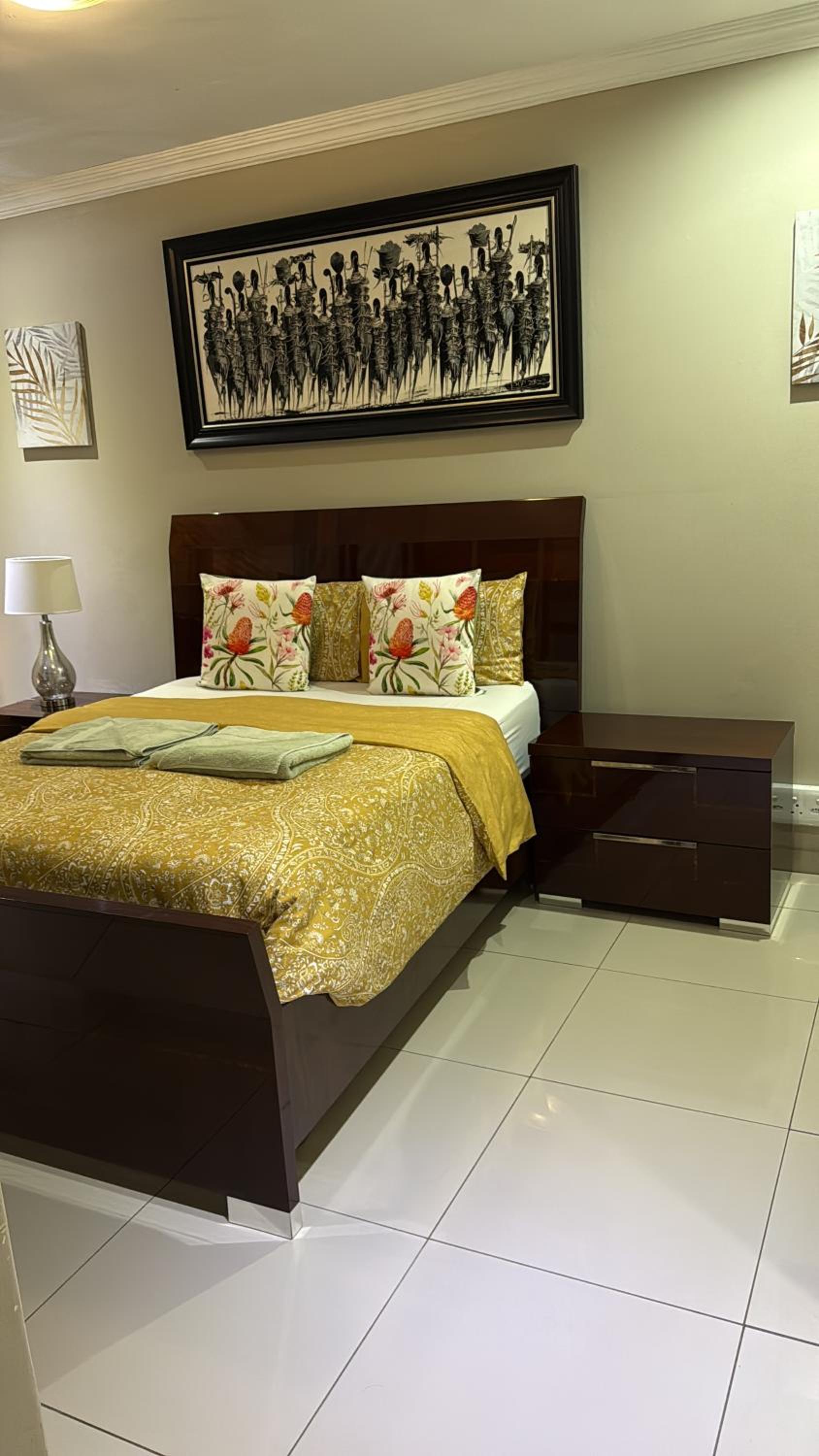 Deluxe King Suite photo 1