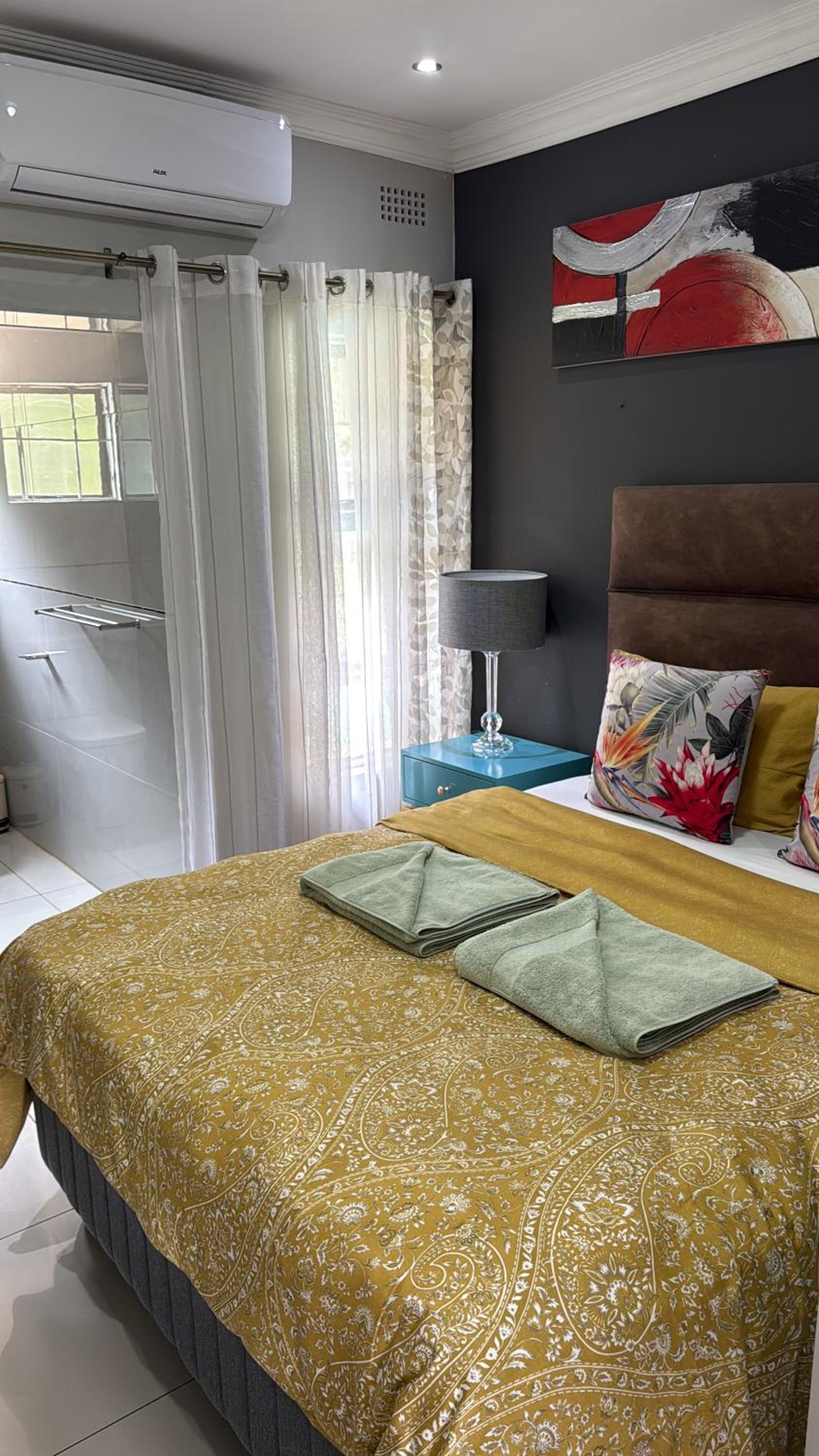 Deluxe Queen Room photo 1