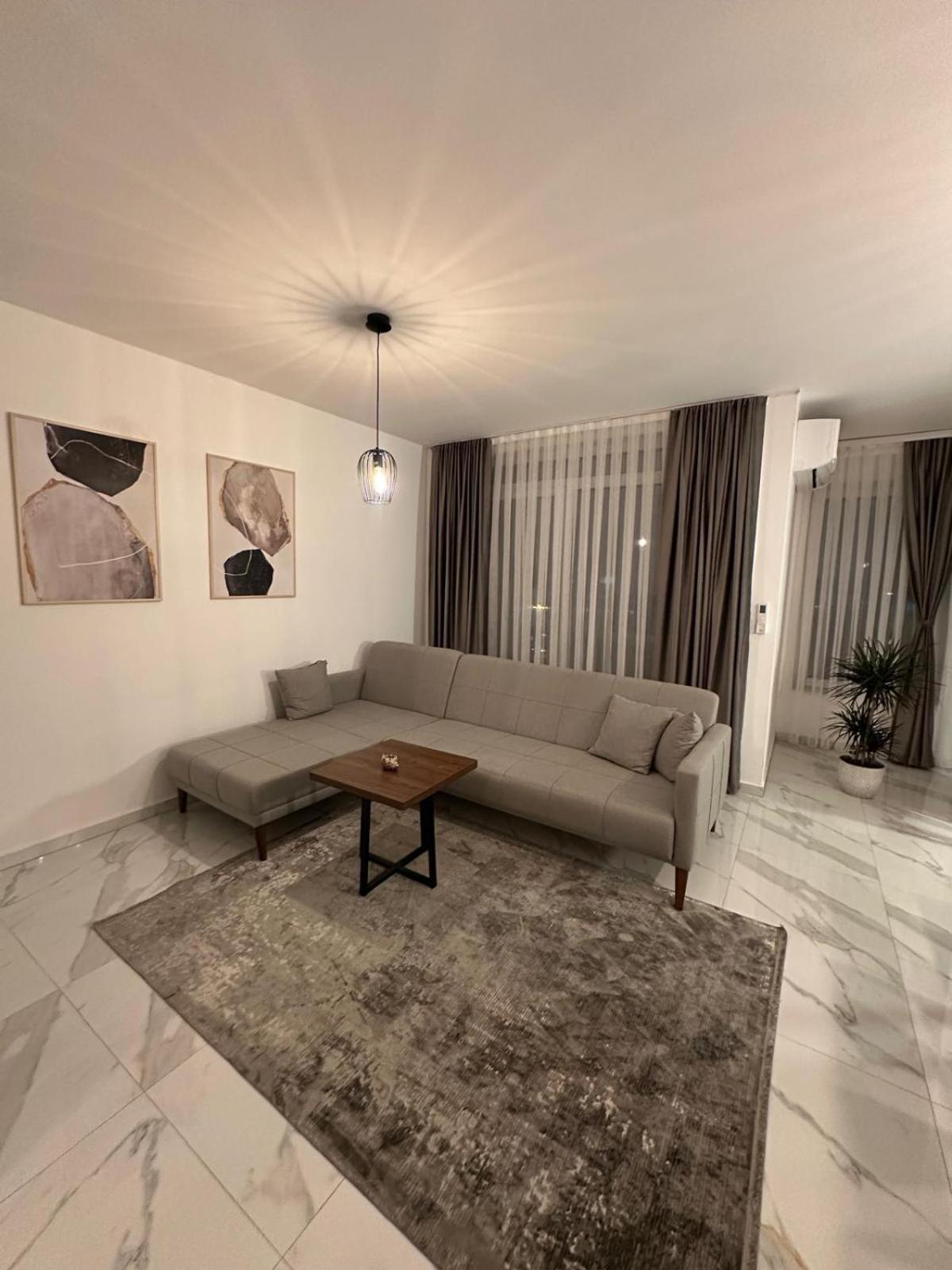 Deluxe Apartment photo 1
