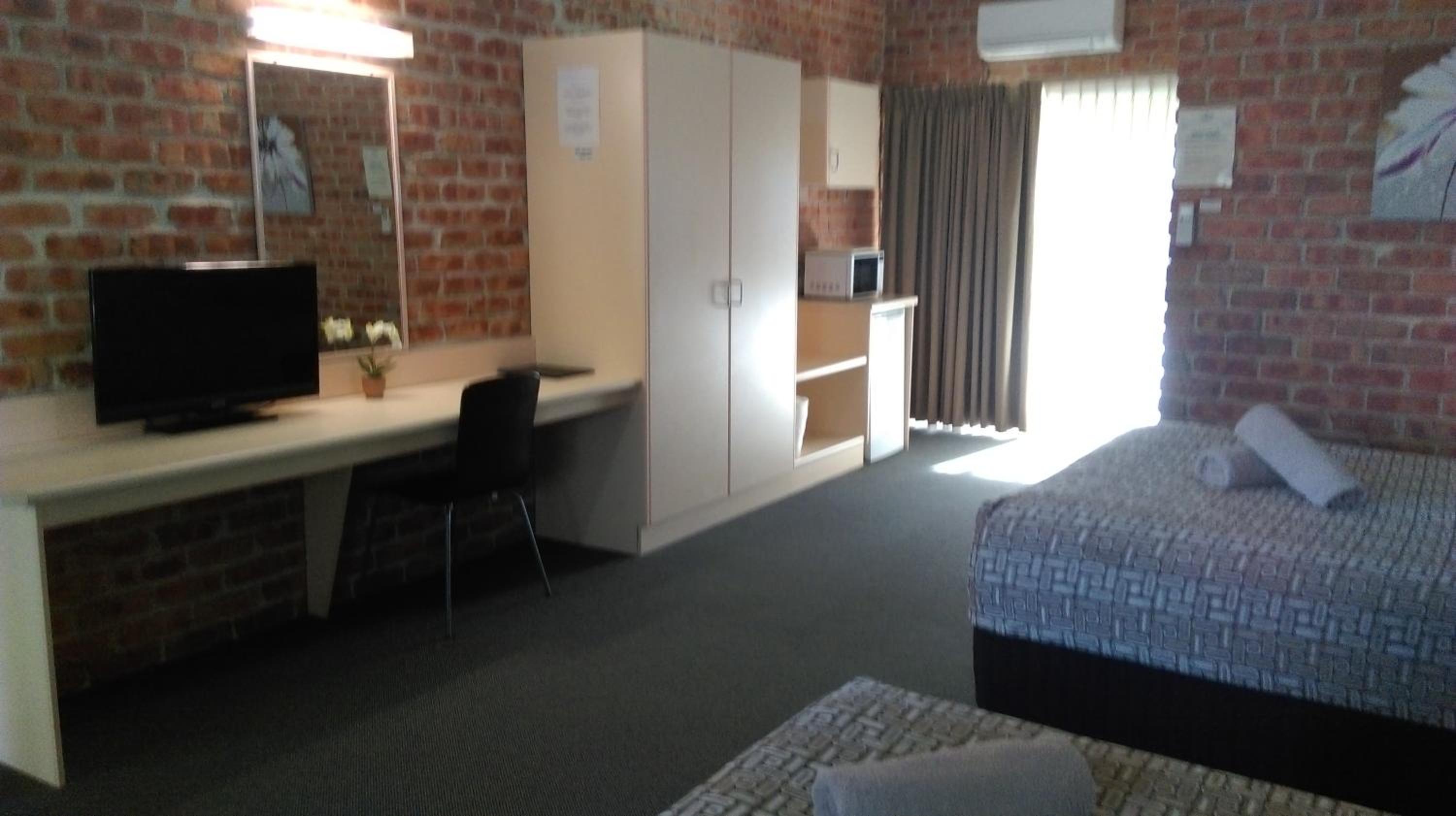 Large Family Room (5 Adults) photo 1