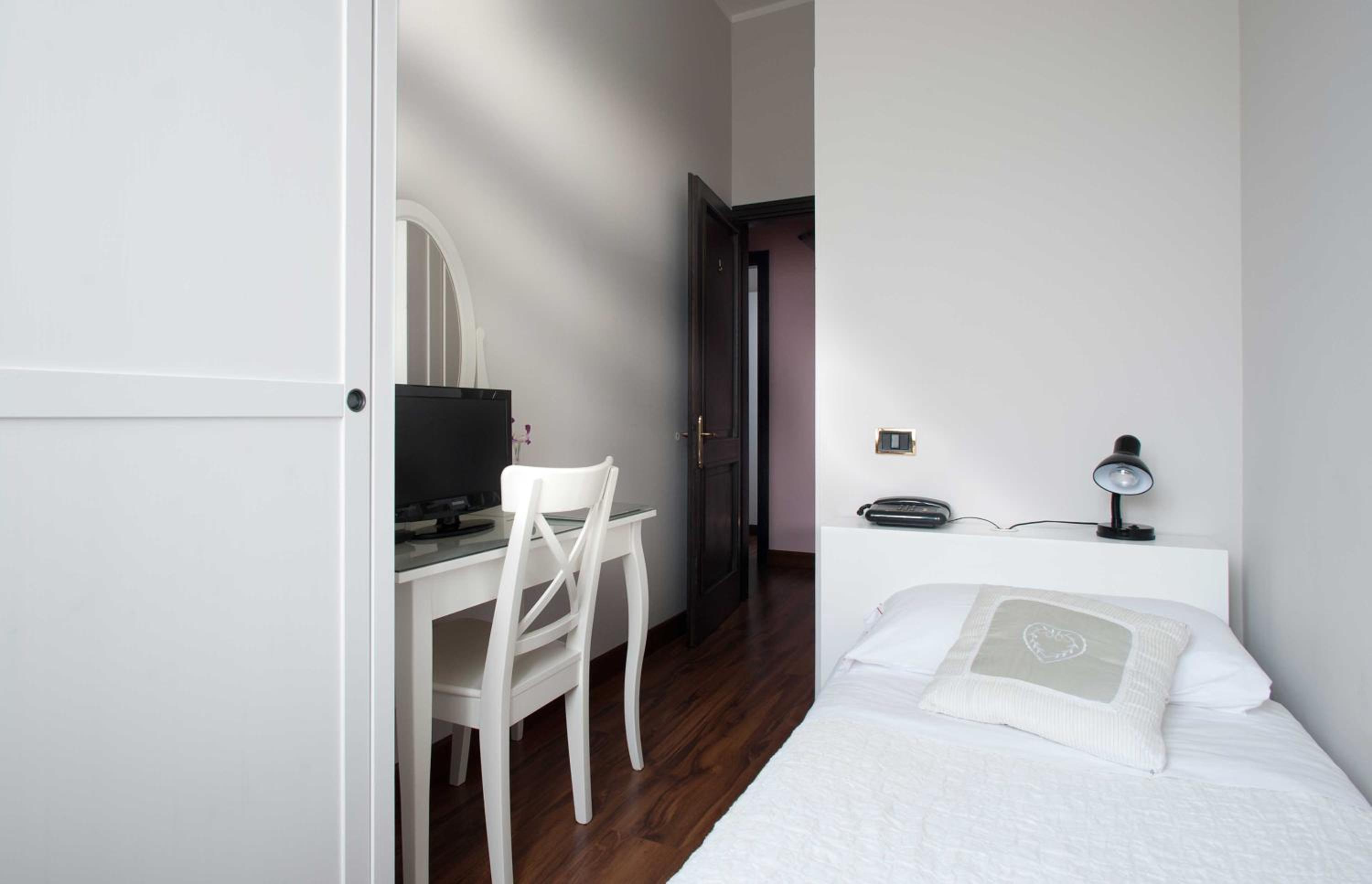 Small Single Room