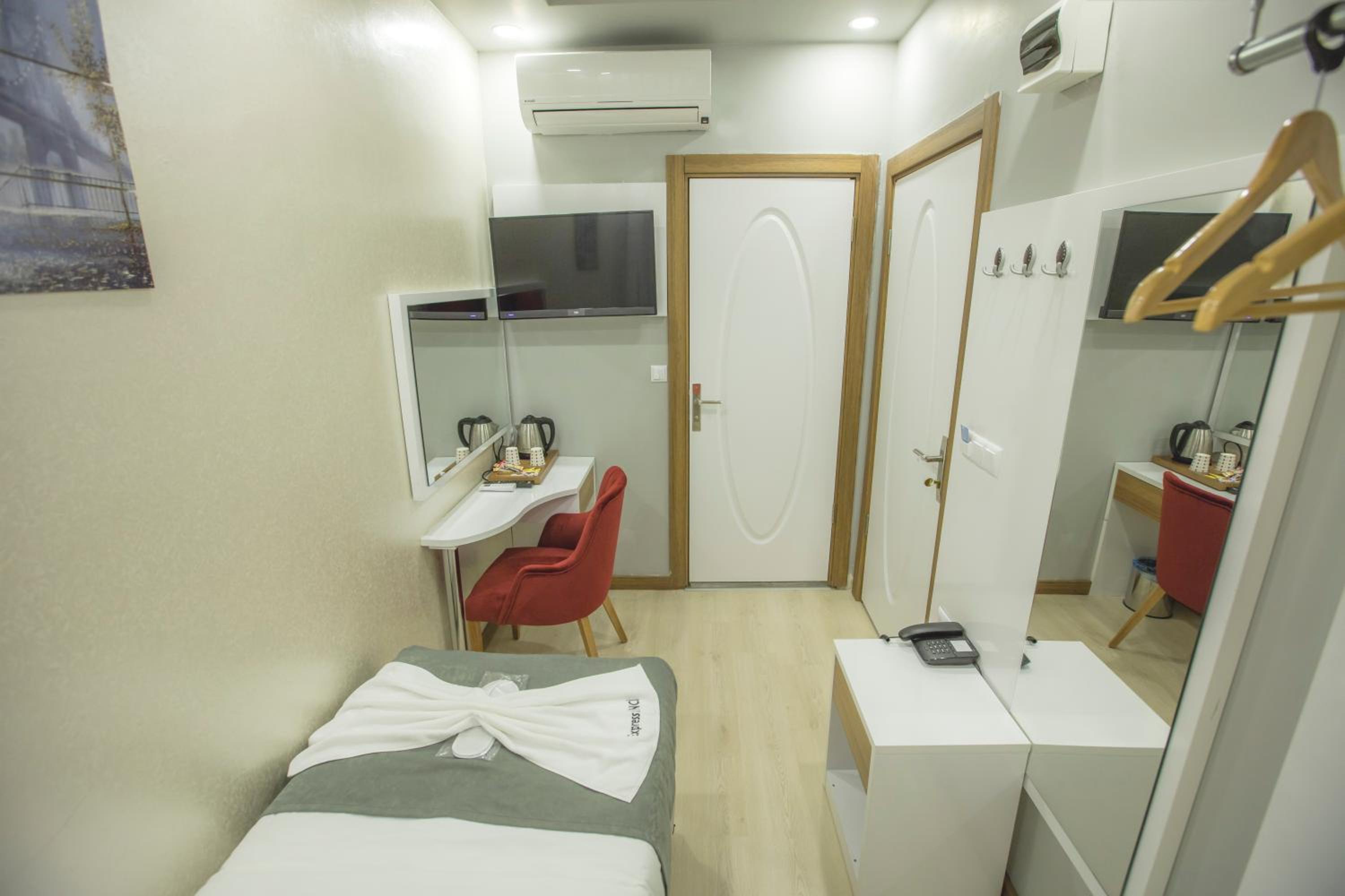 Deluxe Single Room photo 2