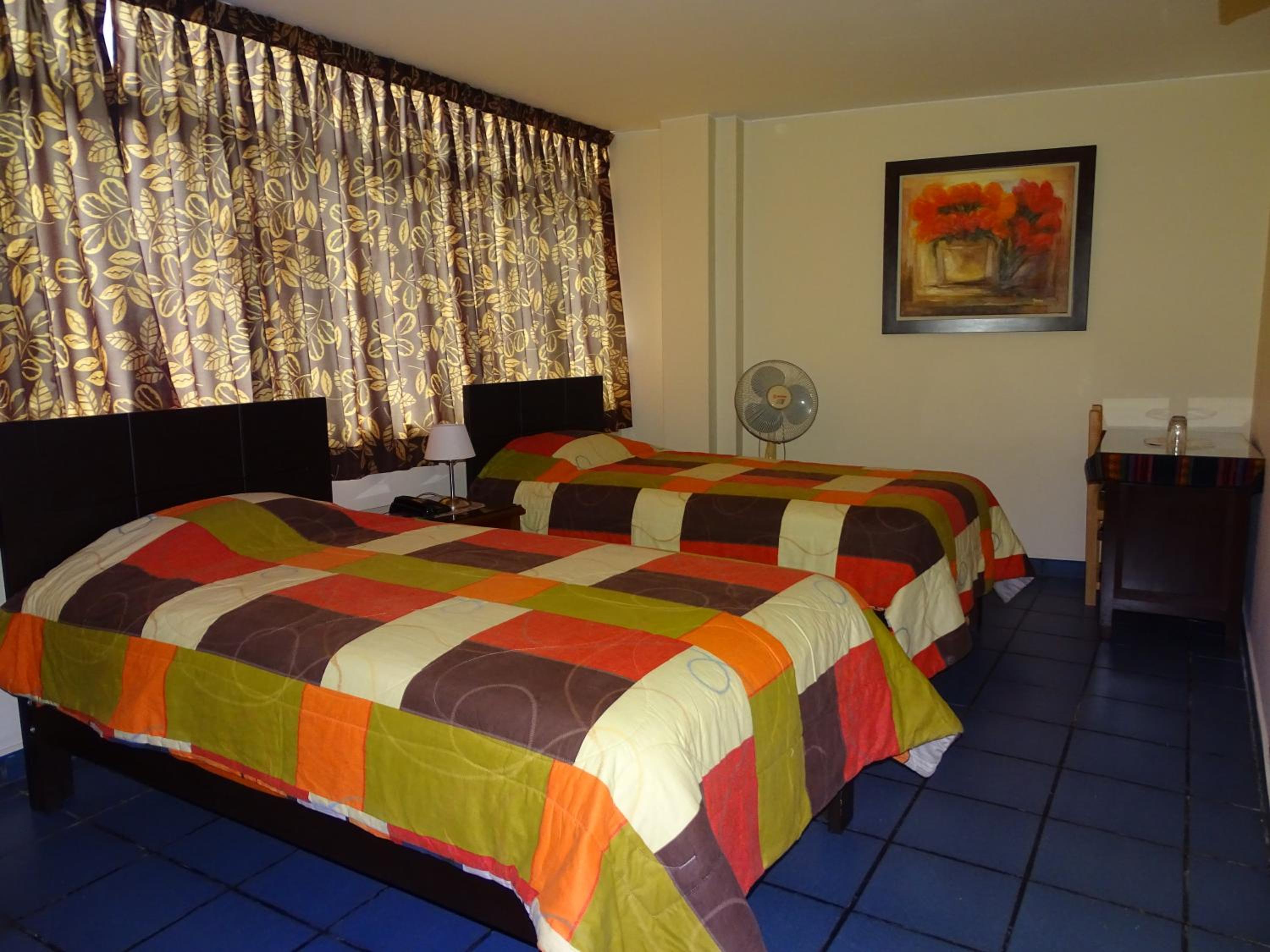 Standard Twin Room photo 1
