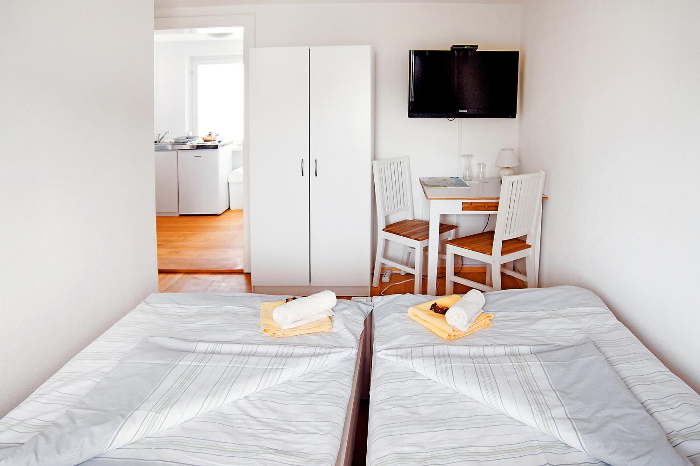 Standard Double Room 6 & 7 with Shared Bathroom photo 2
