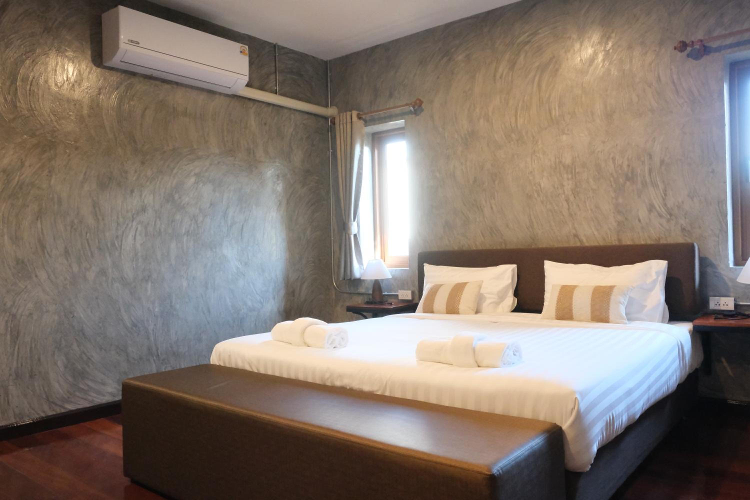 Superior King Room photo 2
