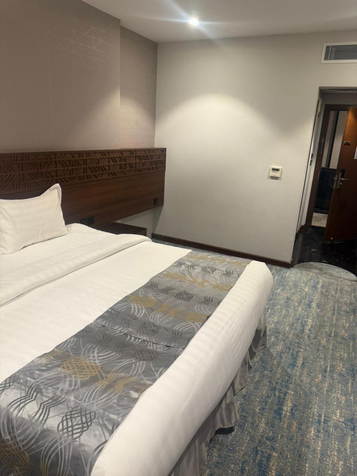 Three-Bedroom Suite photo 1