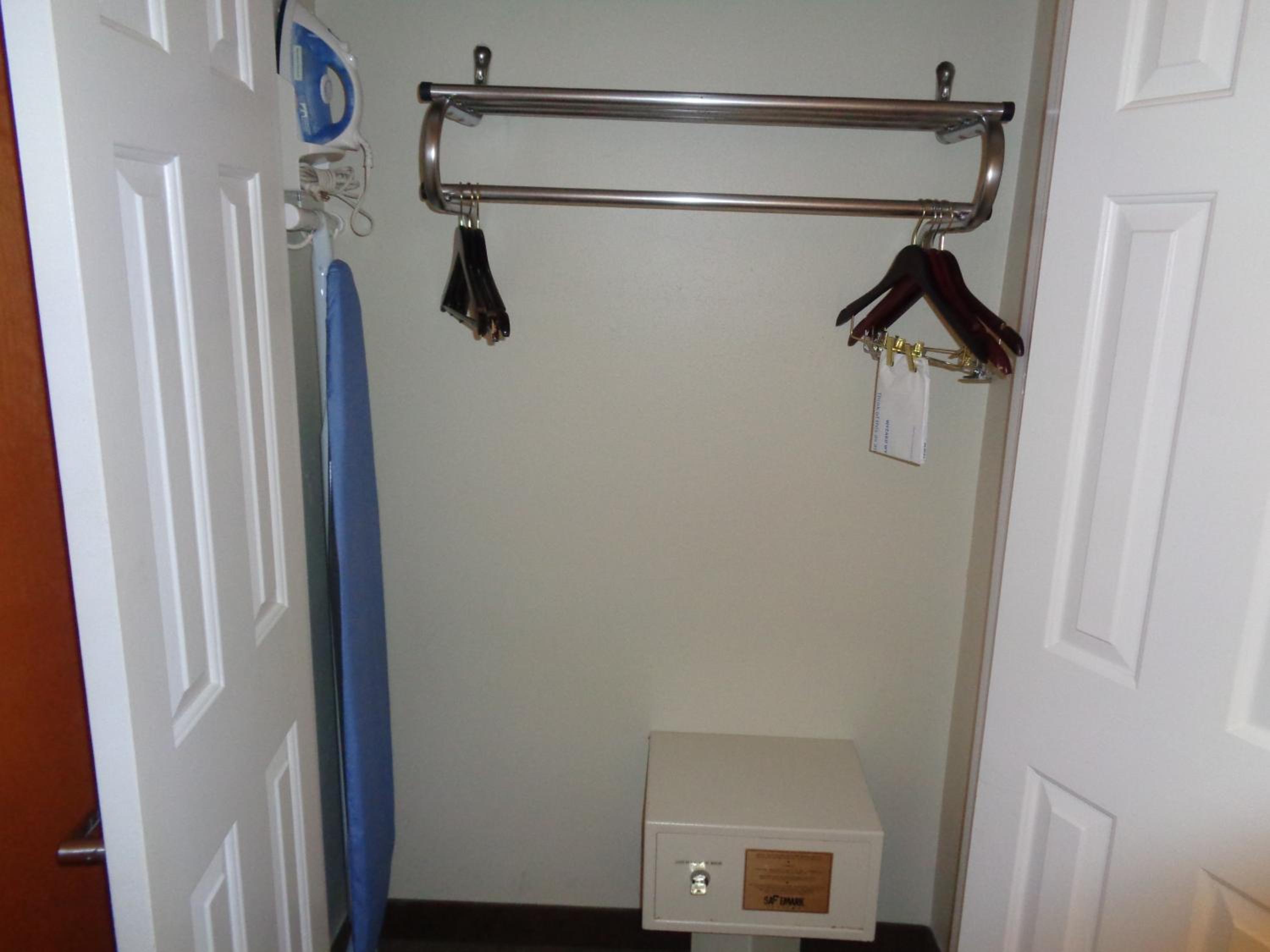 King Studio Suite - Non-Smoking - Photo 2