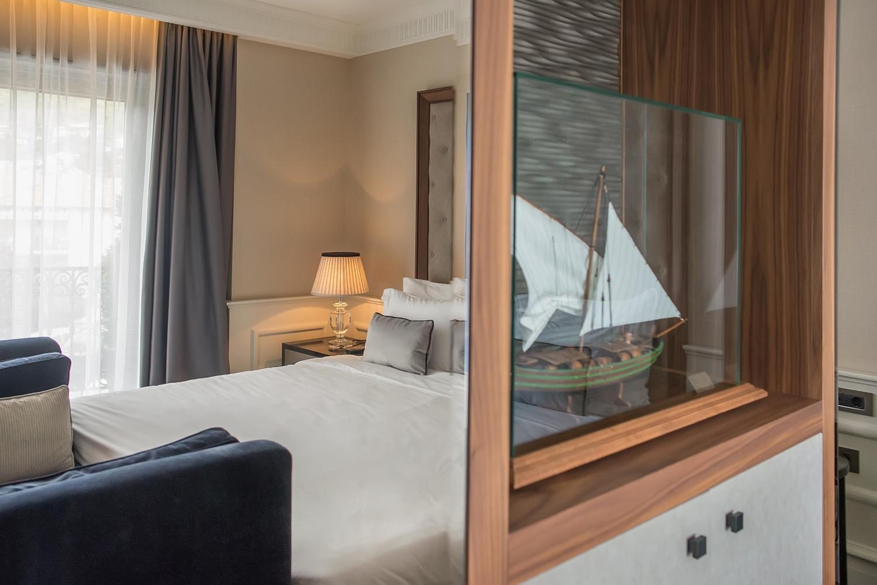 Deluxe Double Room with Sea View