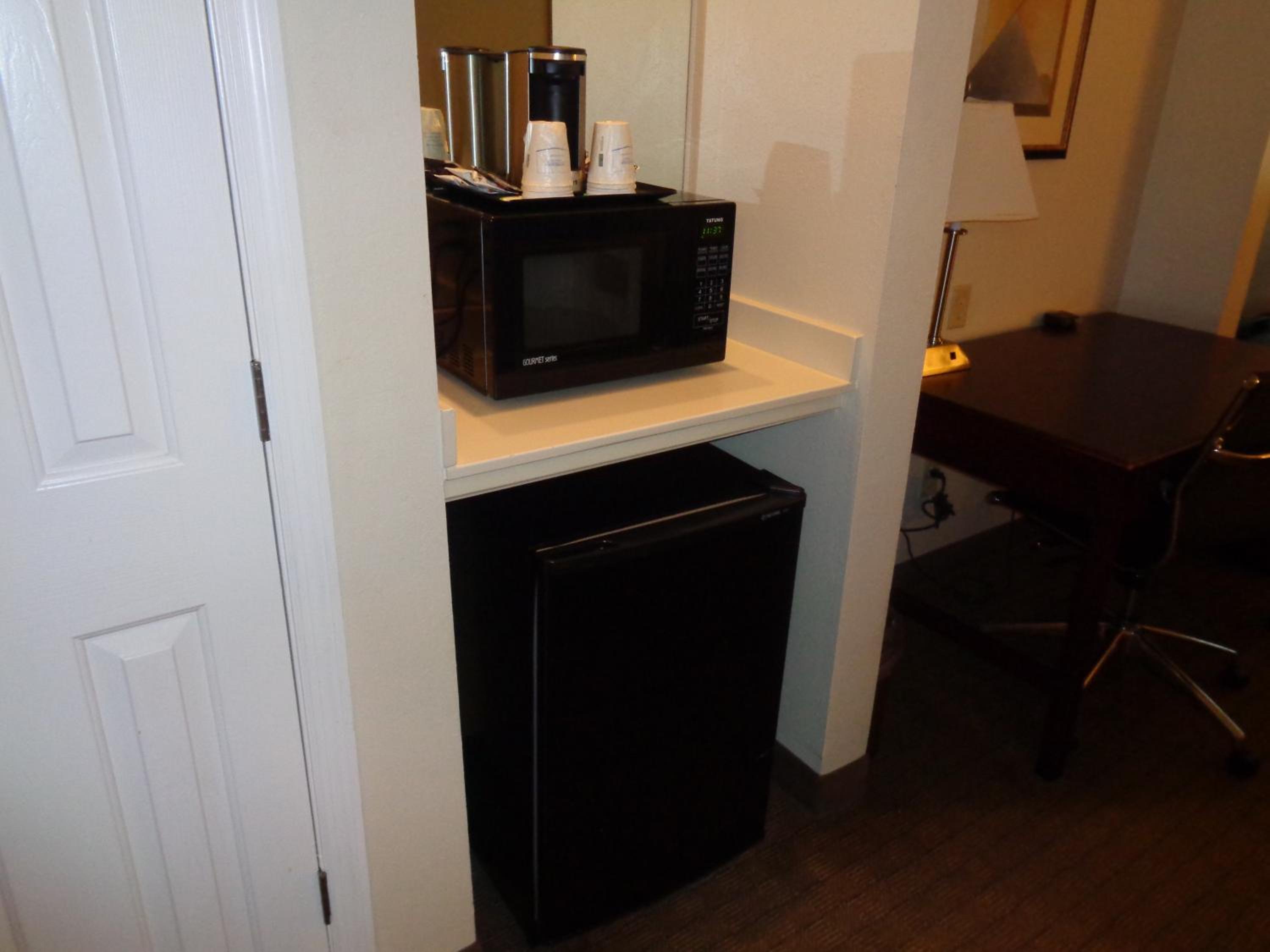 King Studio Suite - Non-Smoking - Photo 6