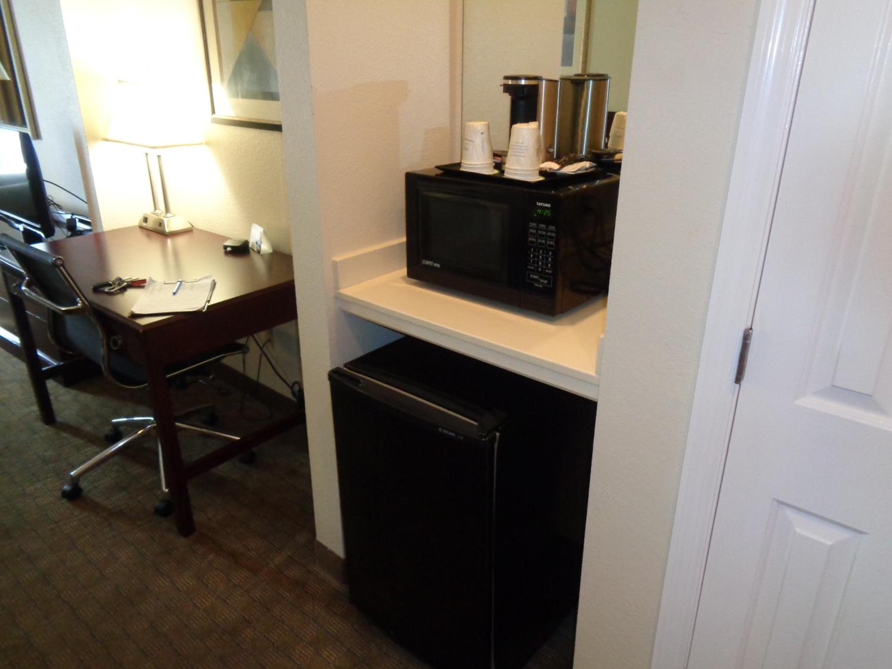King Room - Disability Access/Non-Smoking - Photo 5