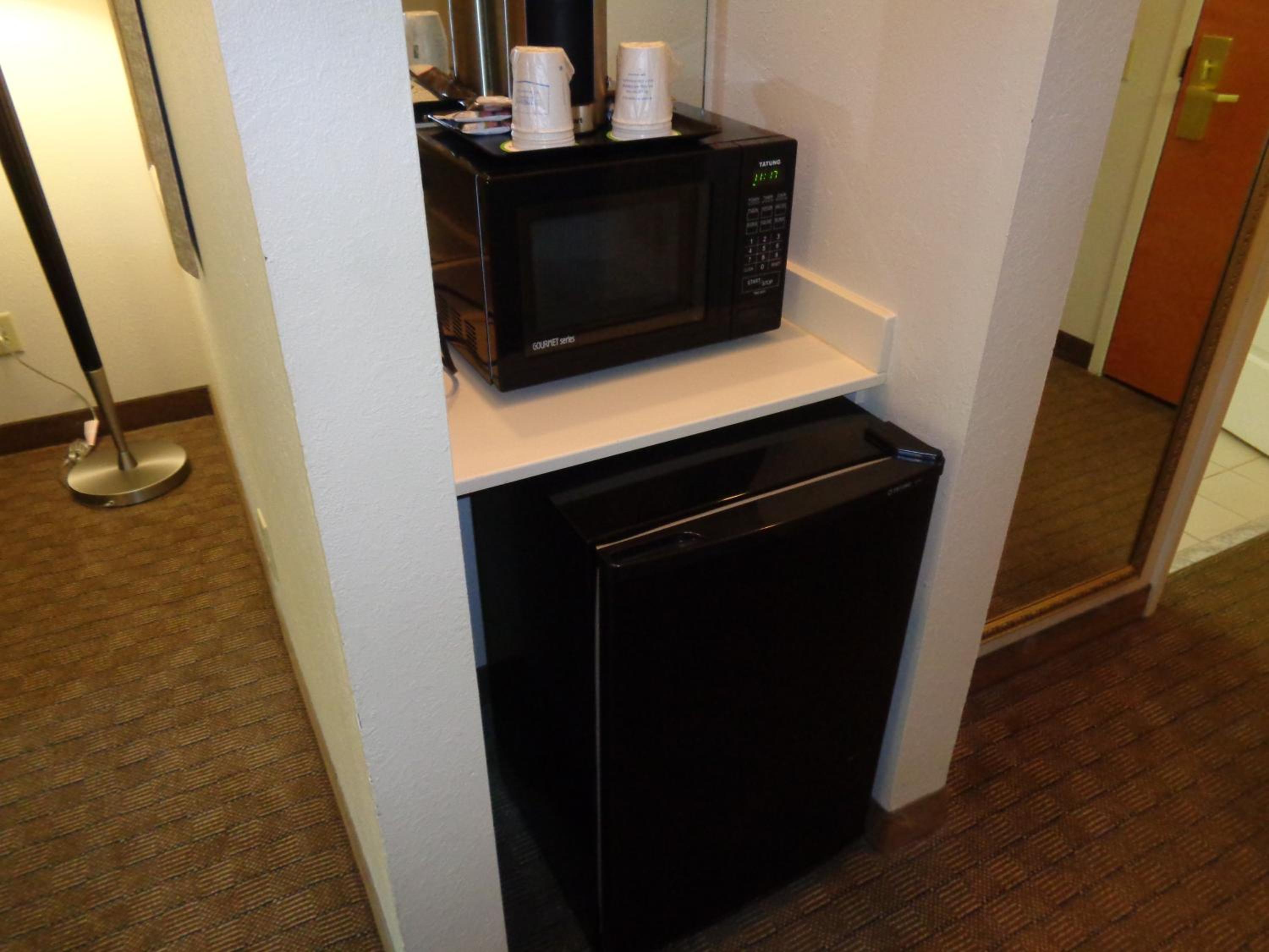 King Studio Suite - Non-Smoking - Photo 3