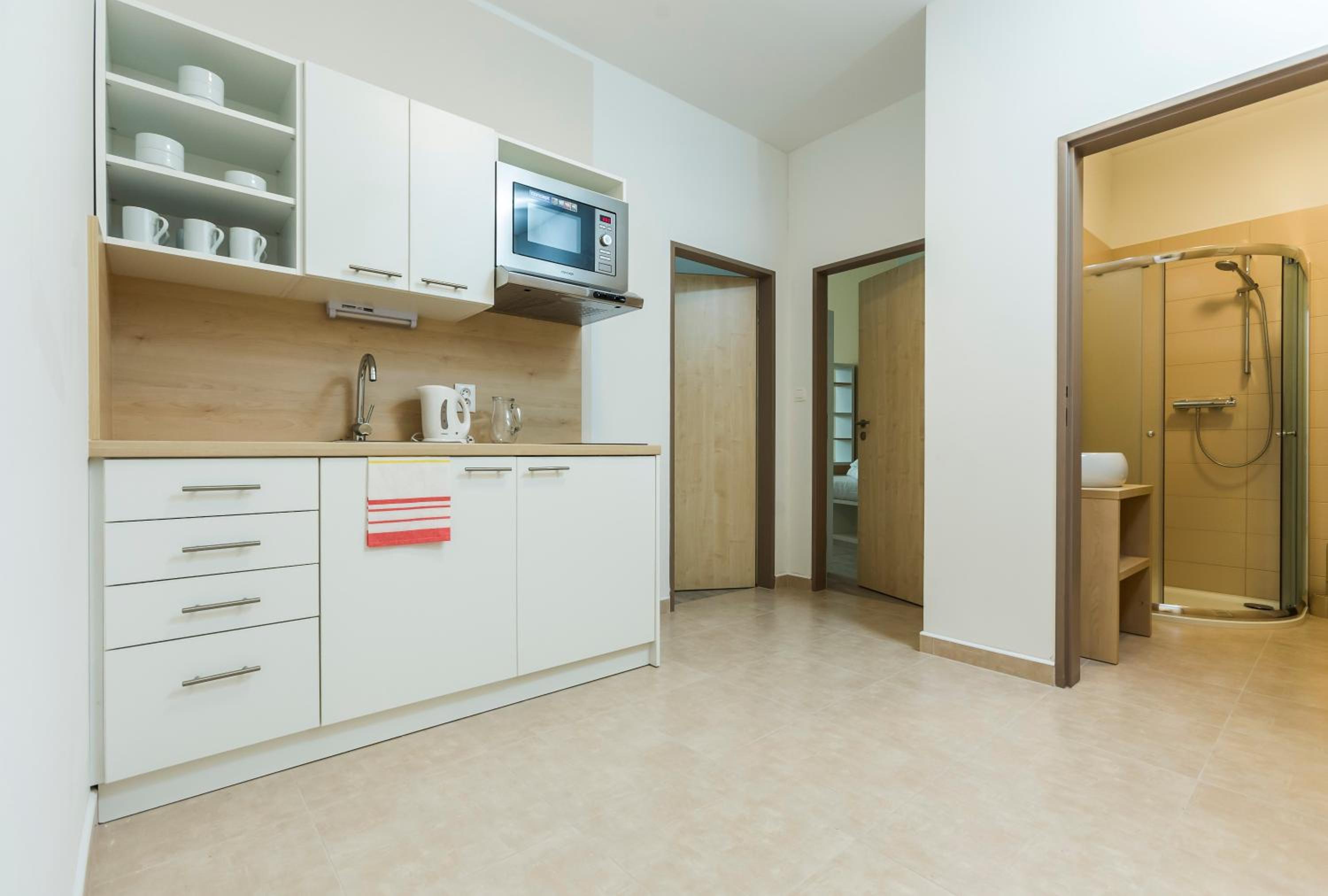 Two-Bedroom Suite - Photo 7
