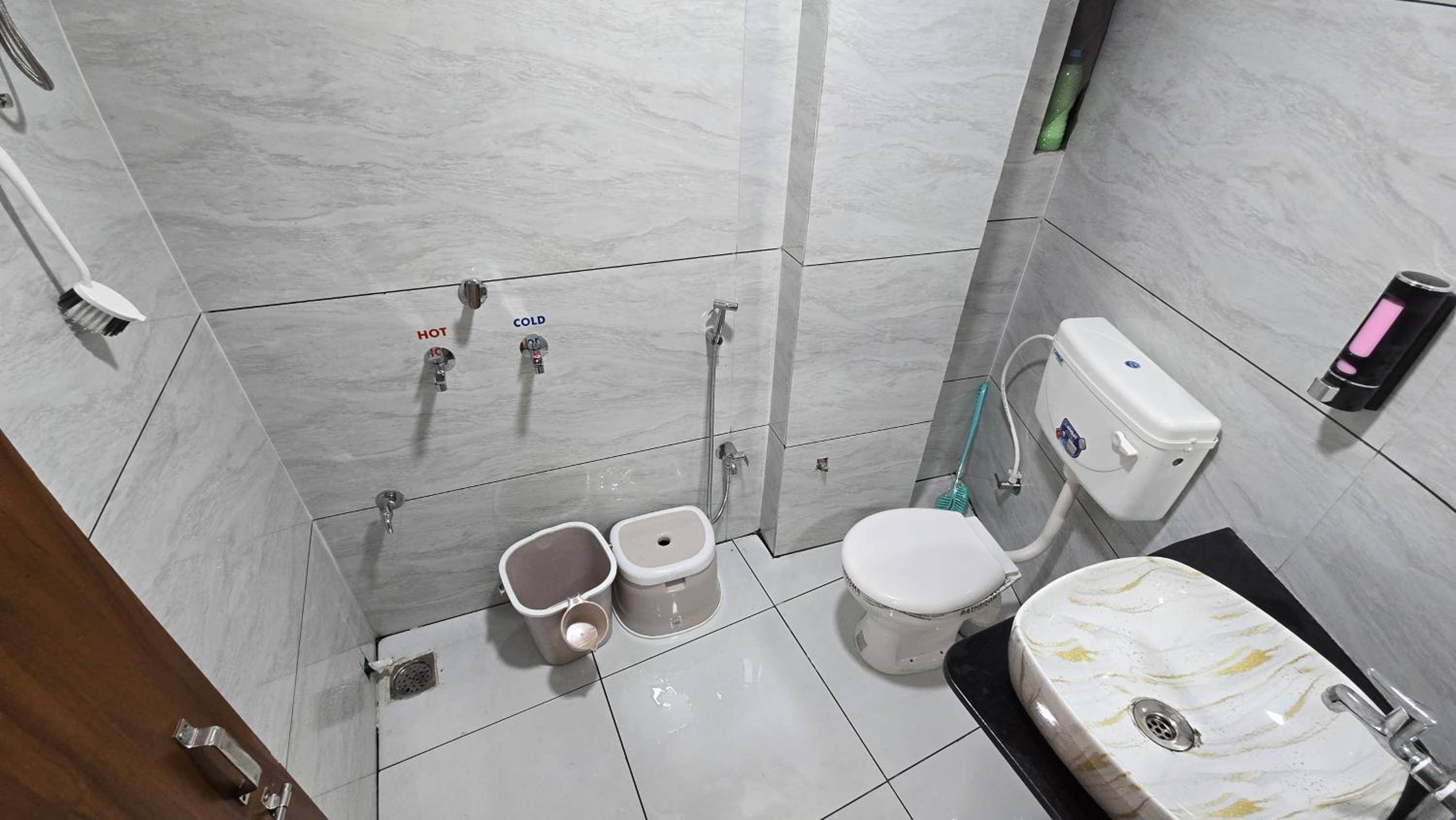 Triple Room with Bathroom photo 3
