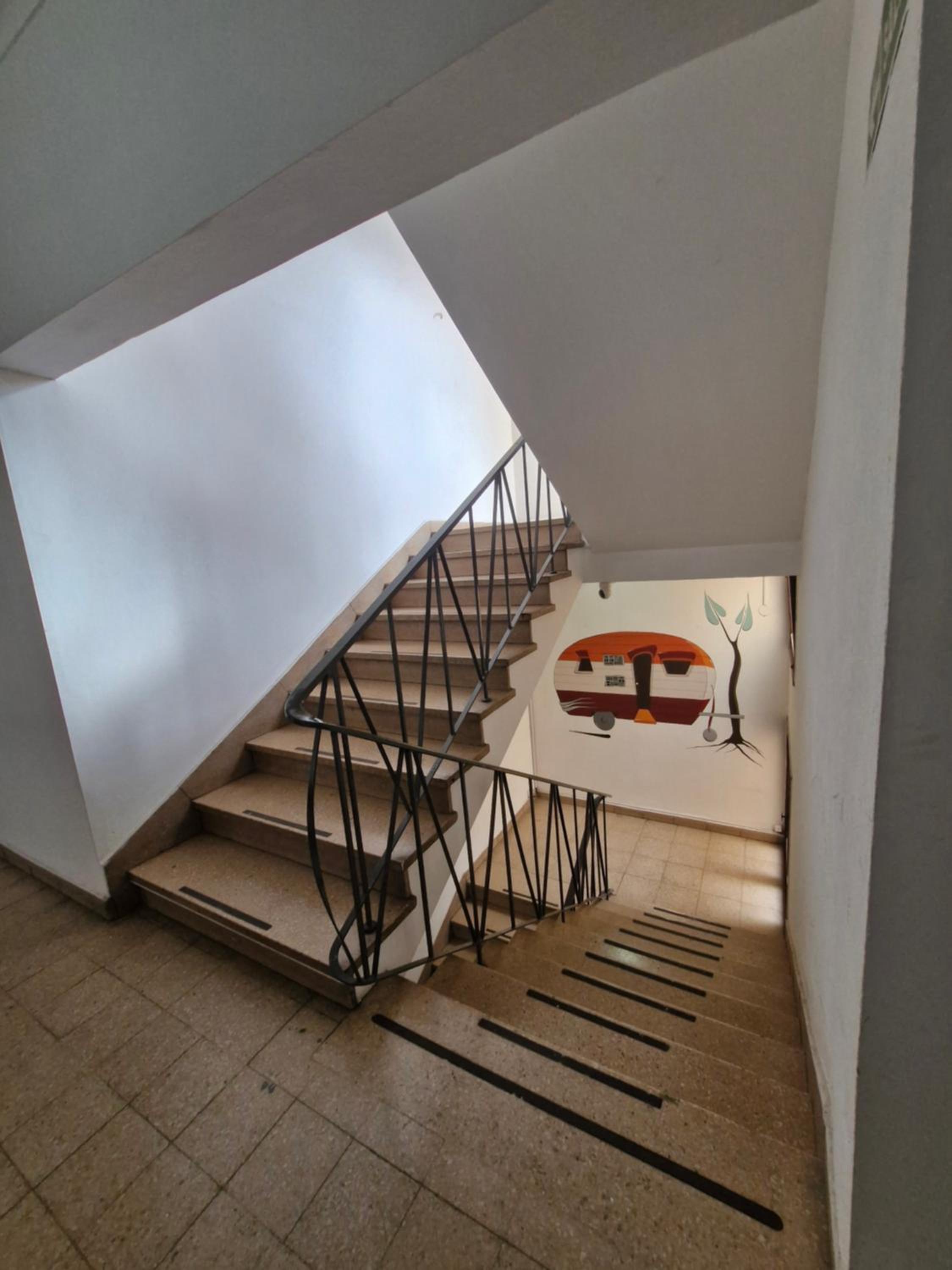 Apartment photo 2