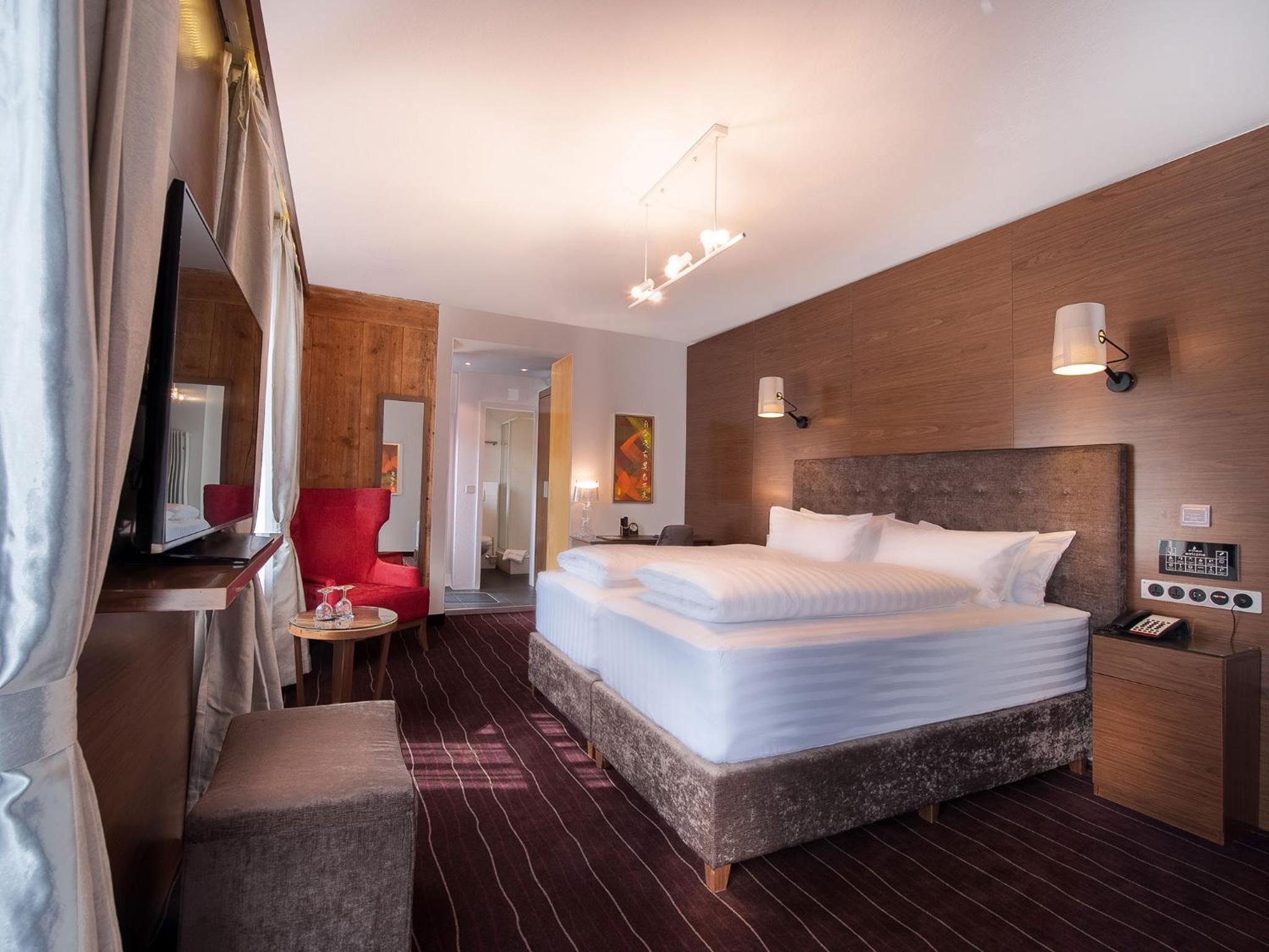 Premium Double Room with Balcony photo 1
