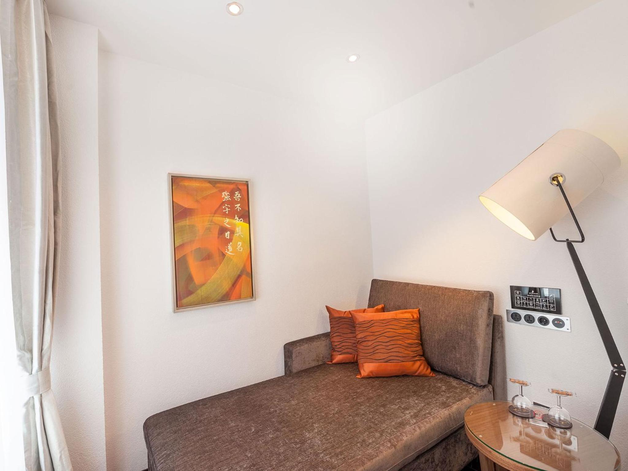 Premium Double Room with Balcony photo 3