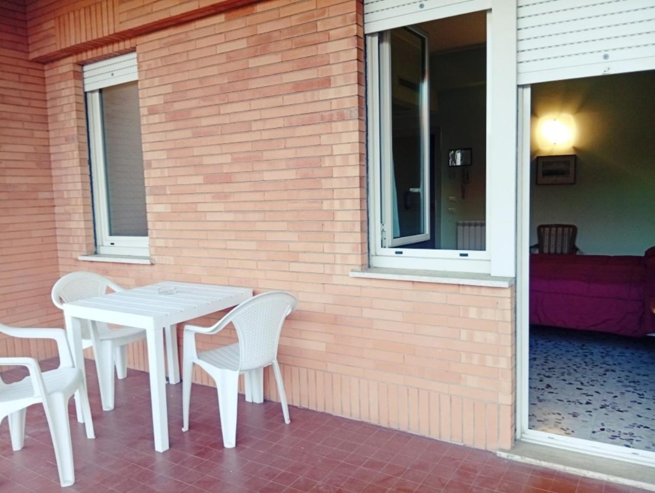 Double or Twin Room with Balcony photo 2