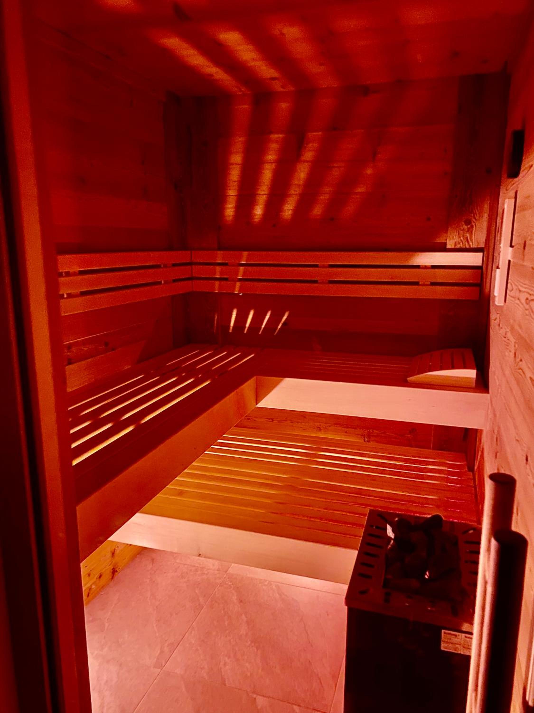 Suite with Sauna