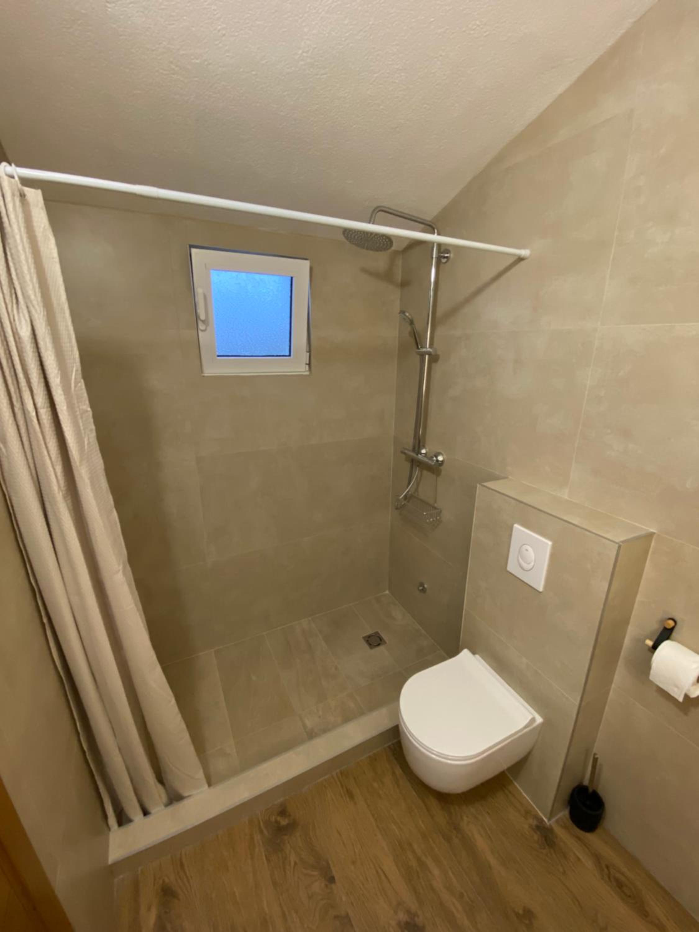 Triple Room with Lake View